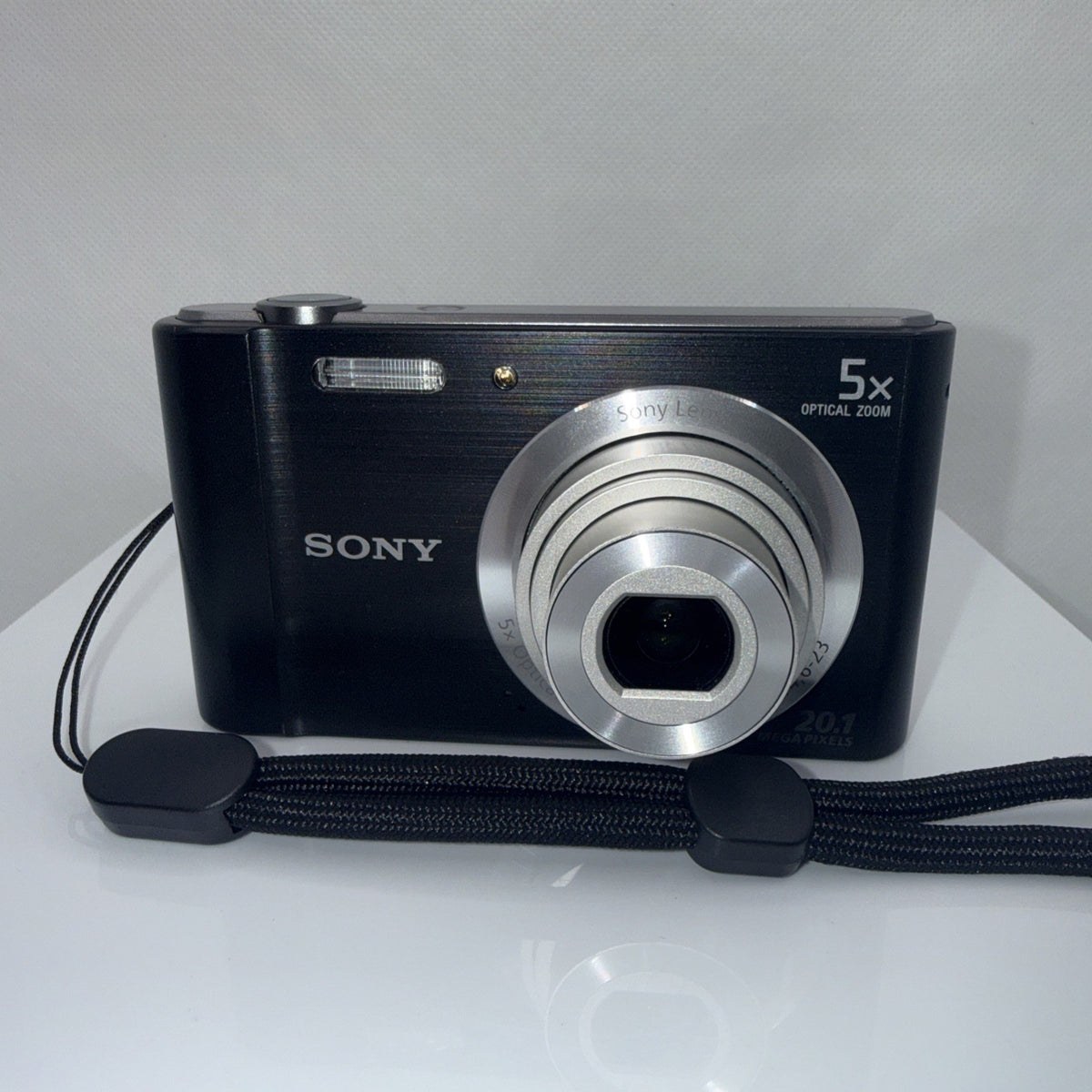 Sony Cybershot DSC-W800 20.1MP Digital Camera Tested + Charger Battery 4GB SD