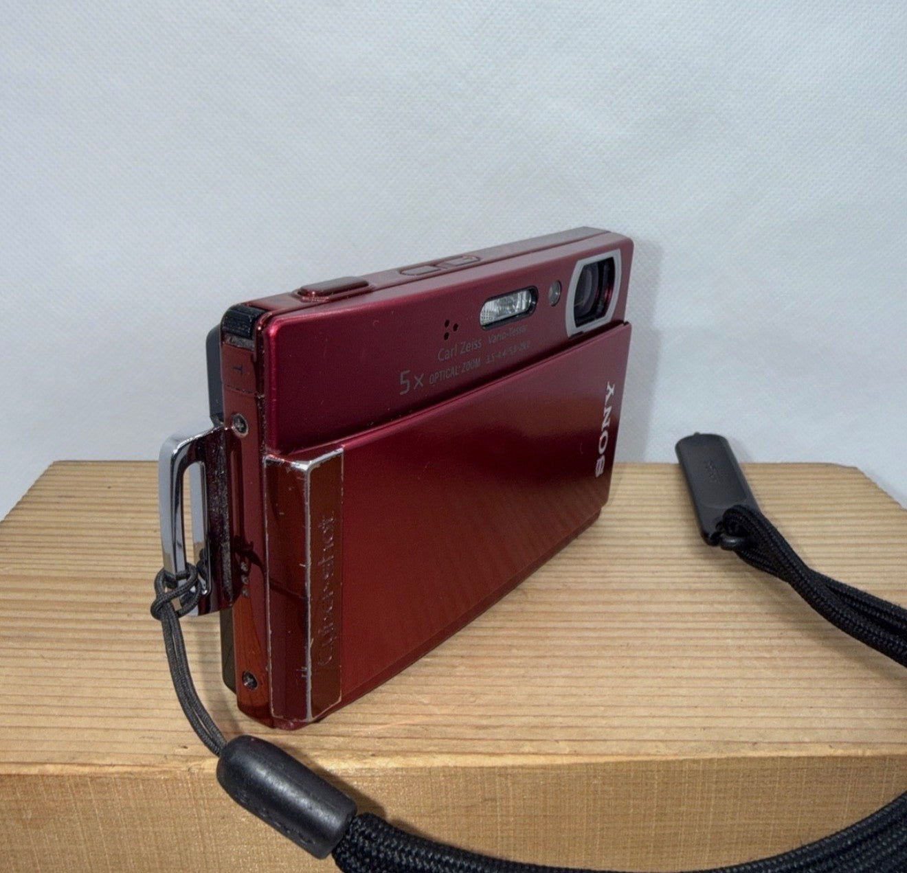 Sony Cyber-shot DSC-T300 10.1MP Digital Camera Working + Charger Battery Memory