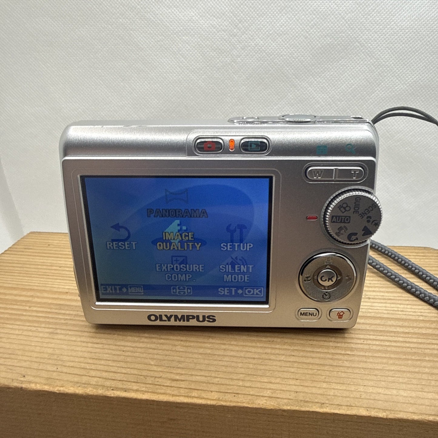 Olympus Digital Camera X-760 6.0MP Tested Boxed + 512MB XD Card & USB Cable