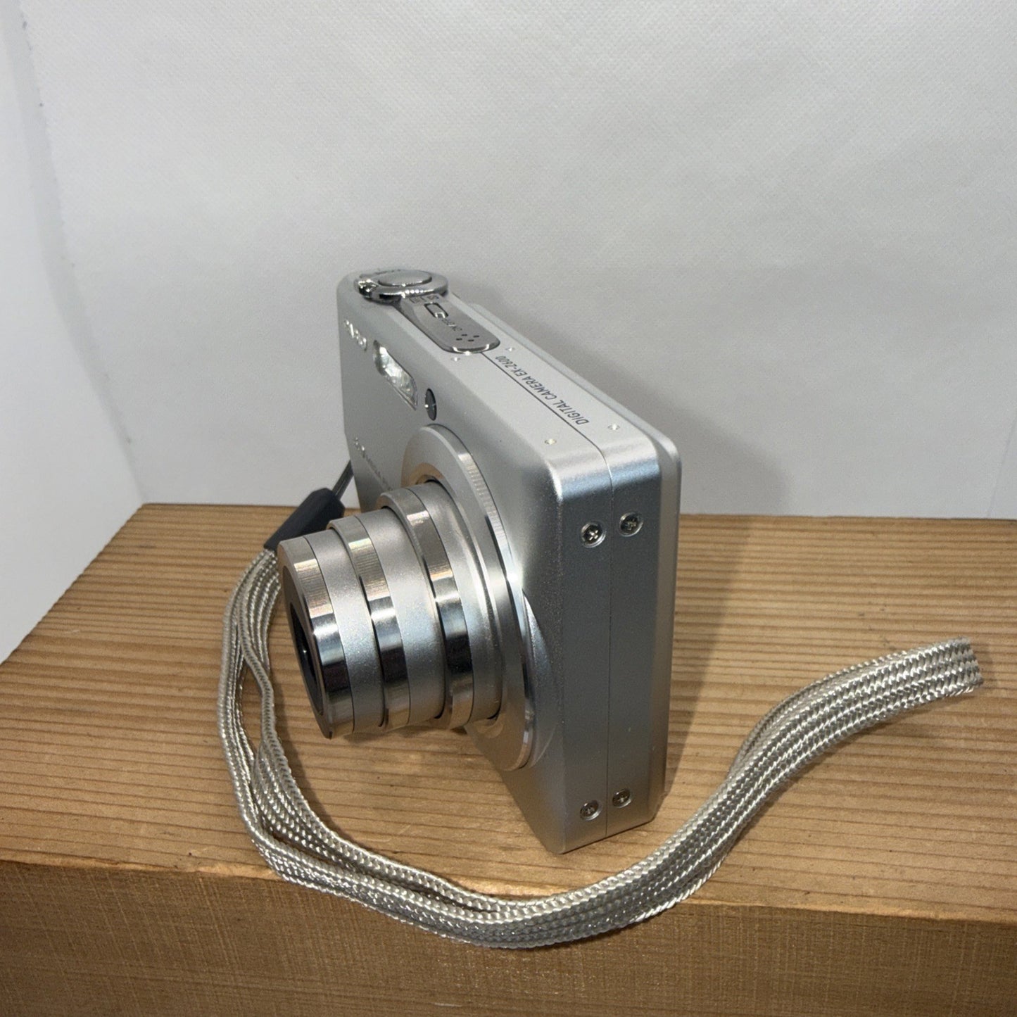 Casio Digital Camera Exilim EX-Z600 6.0MP Boxed Bundled Tested Mint Condition