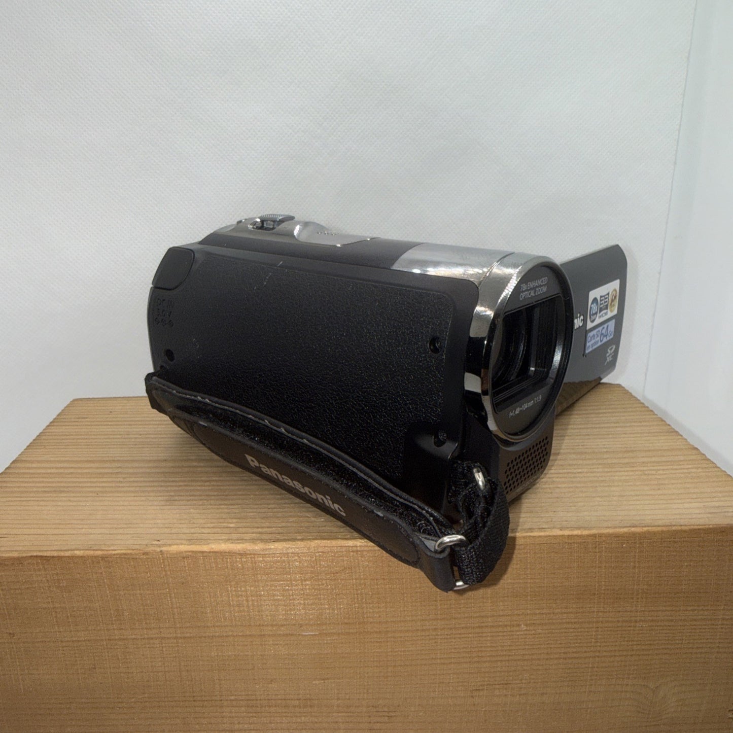 Panasonic SDR-S50 SD Camcorder Video Camera 78x Zoom LCD Screen Tested Working