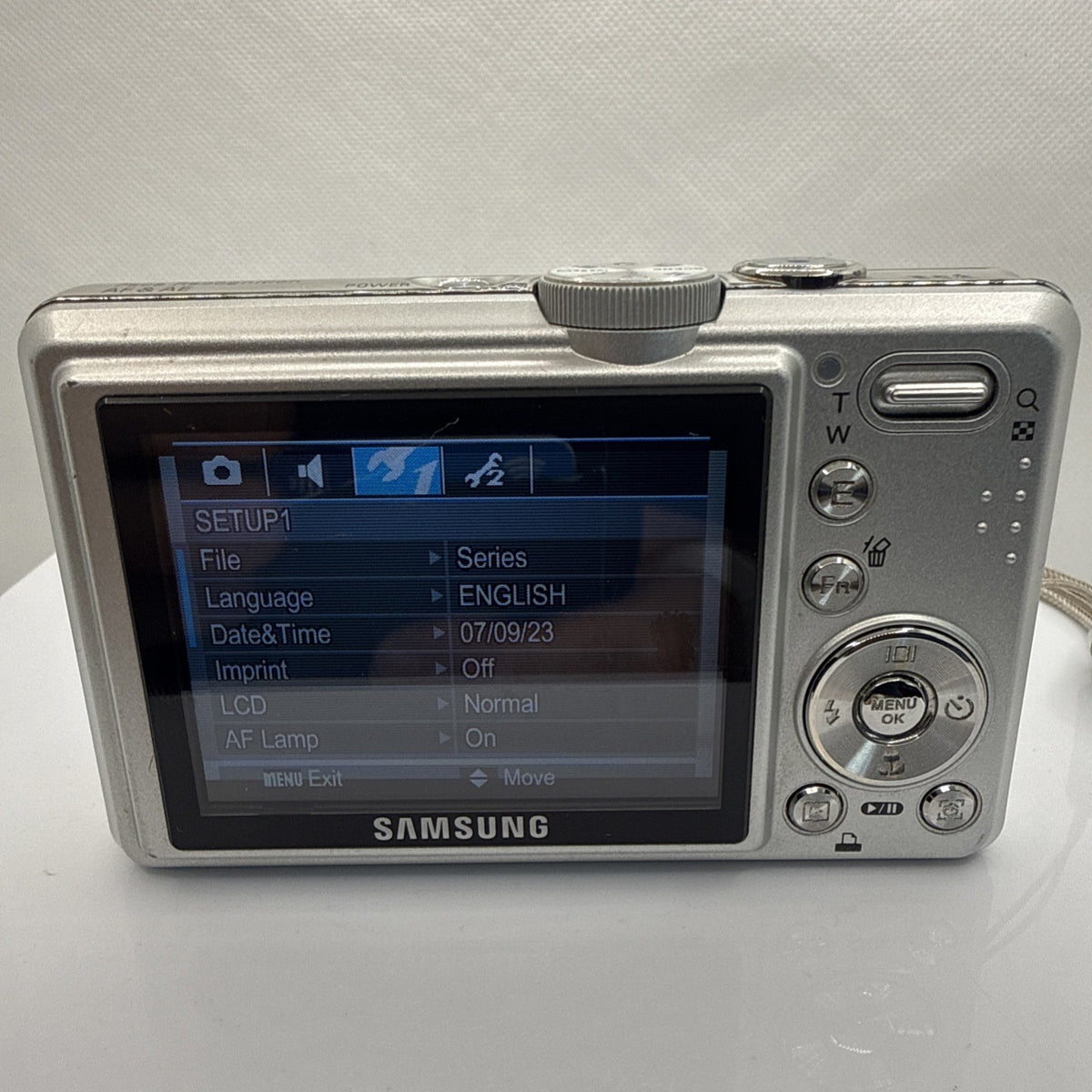 Samsung L830 Digital Camera 8.1MP Tested *Some Dead Pixels On LCD Screen* Bundle