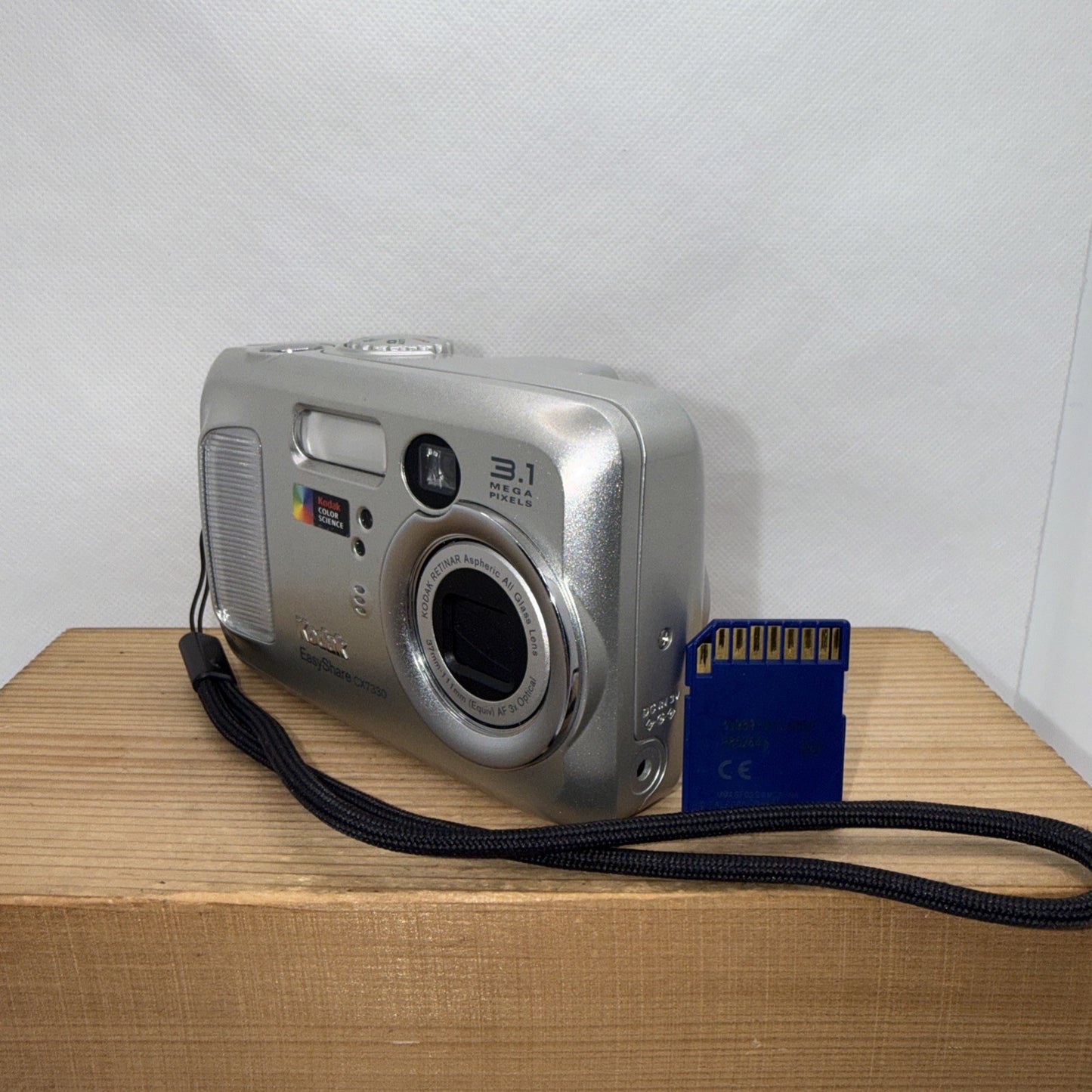 Kodak EasyShare CX7330 3.1MP Digital Camera Tested Working Plus 2GB SD Card