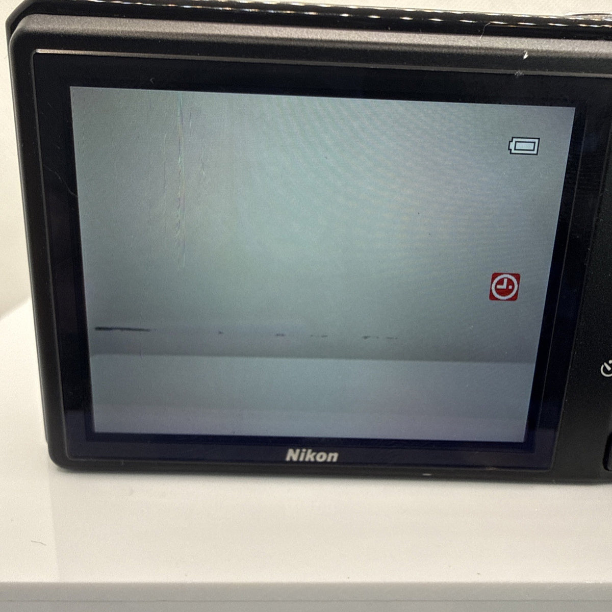 Nikon Coolpix S9100 12.1MP Digital Camera Tested *Minor Screen Issue Bundle 32GB