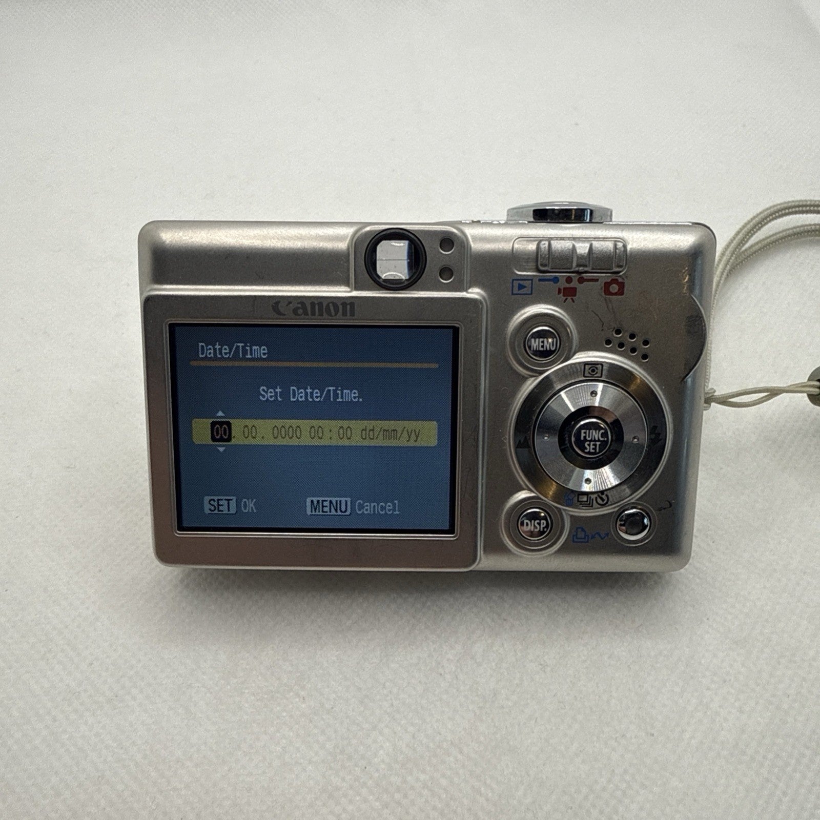 Canon IXUS 40 4.0MP Digital Camera Tested Plus Charger Battery 2GB SD Card Retro3