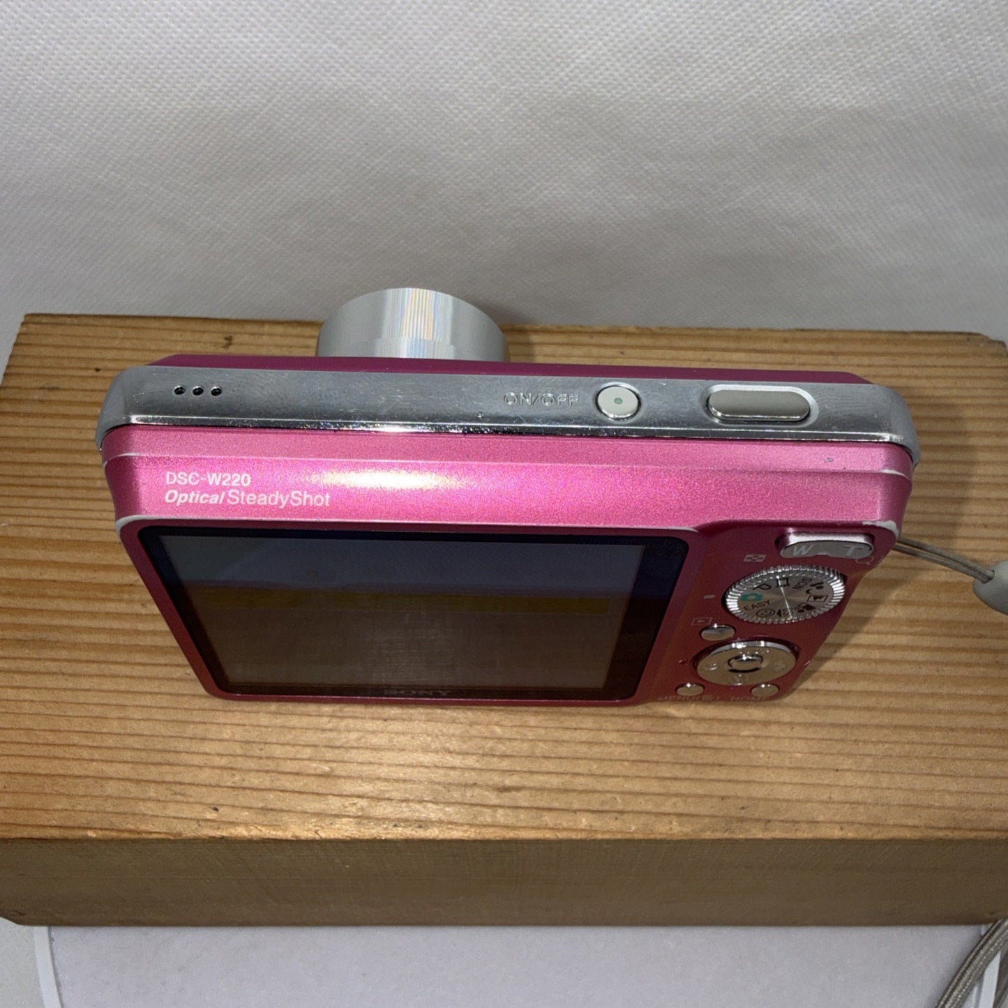 Sony Cybershot DSC-W220 Digital Compact Camera Working w/ 4x Optical Zoom Lens