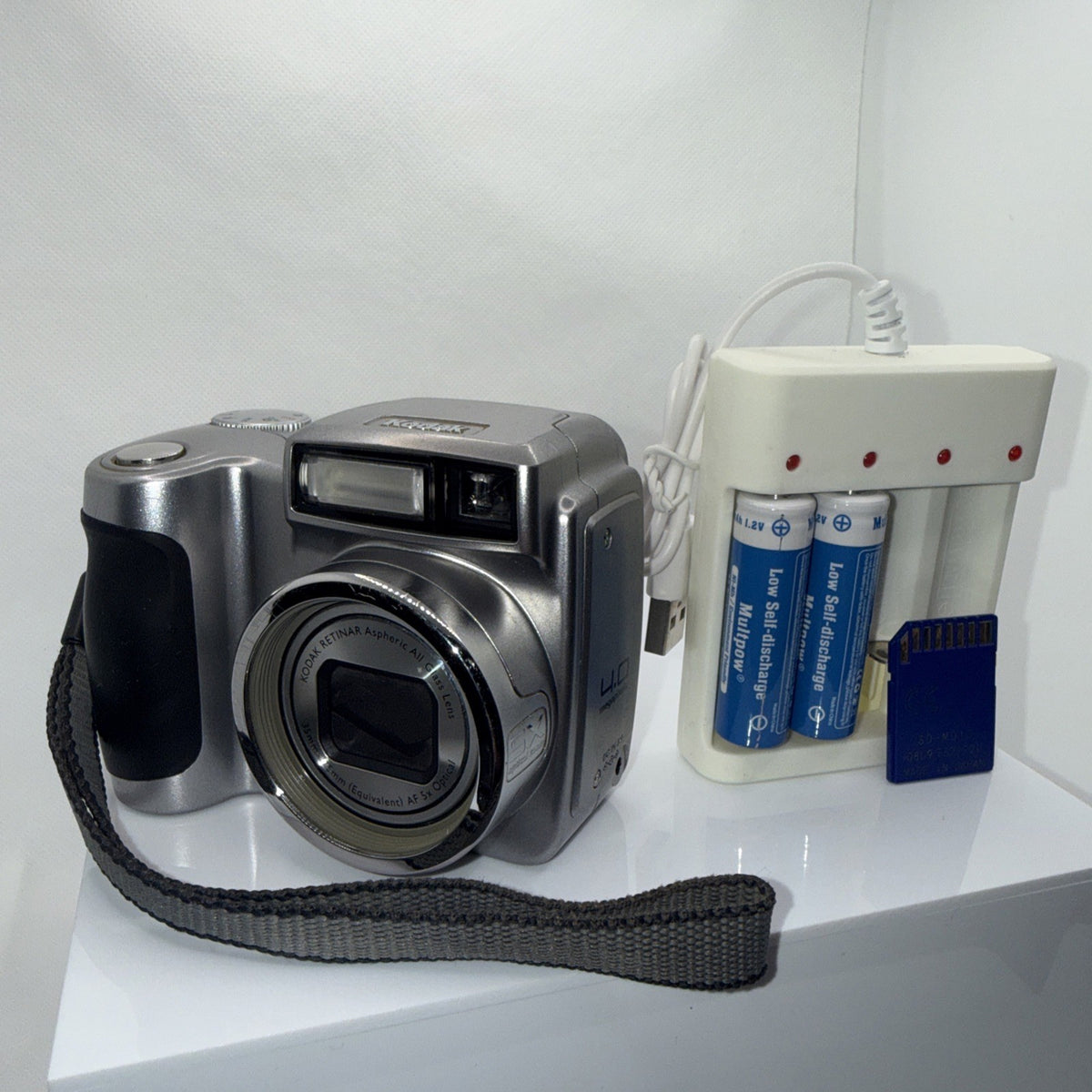 Kodak EasyShare Z700 Digital Camera 4MP Tested Working Full Kit Ready To Use!