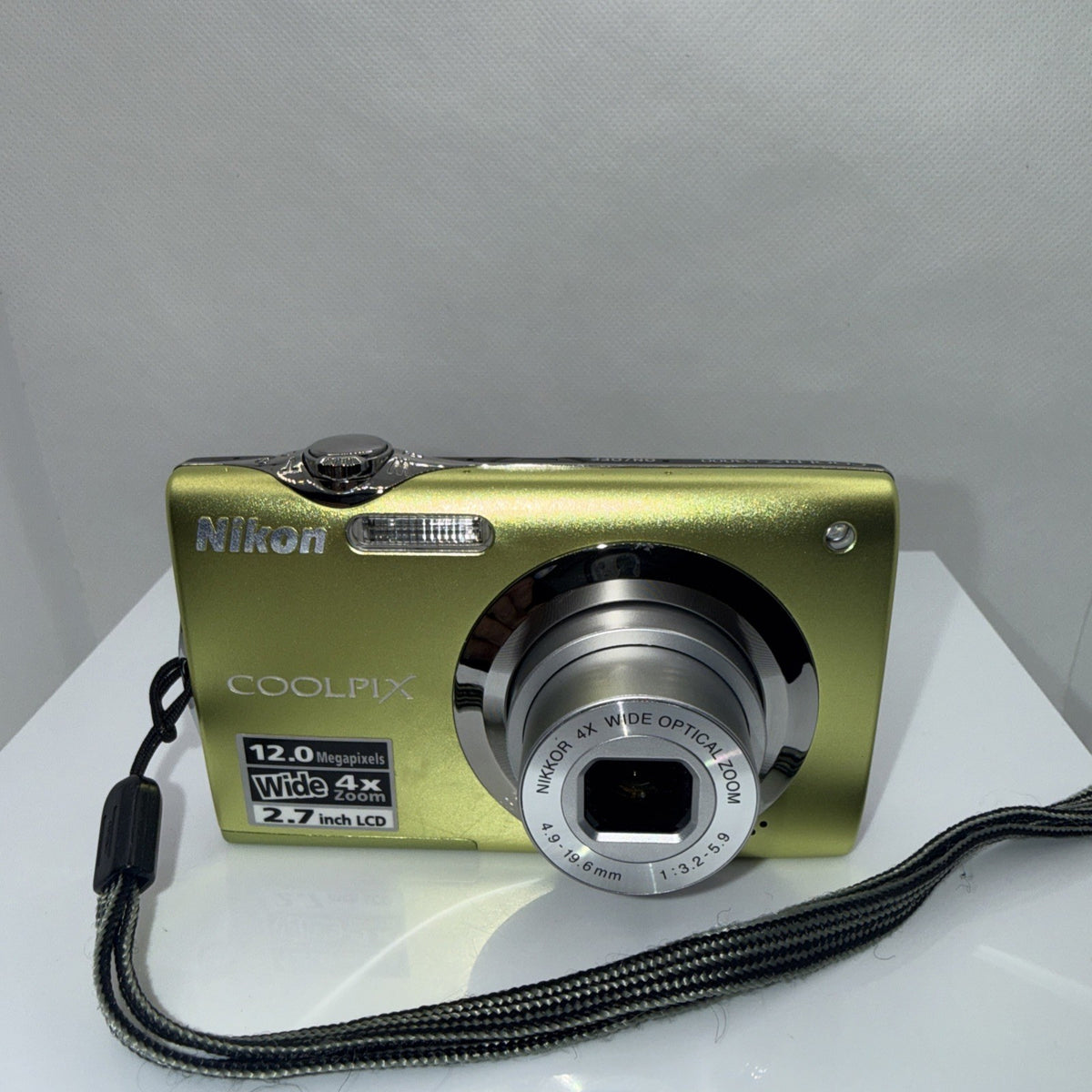 Digital Camera Yellow Nikon Coolpix S3000 12MP Tested + Charger Battery 16GB SD