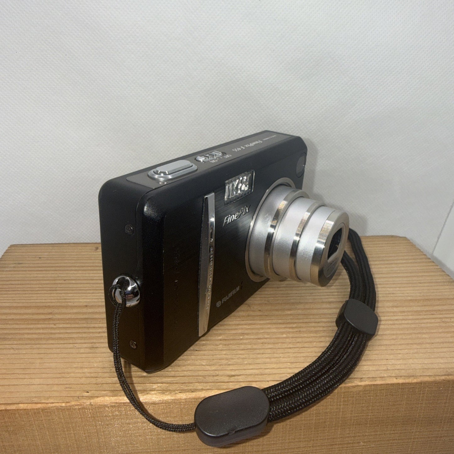 Fujifilm FinePix F455 Digital Camera 5.2MP Tested + Charger Battery Memory Card