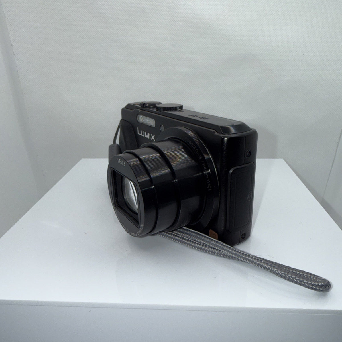 Panasonic Lumix DMC-TZ40 Digital Camera Tested Working Full Kit Ready To Use