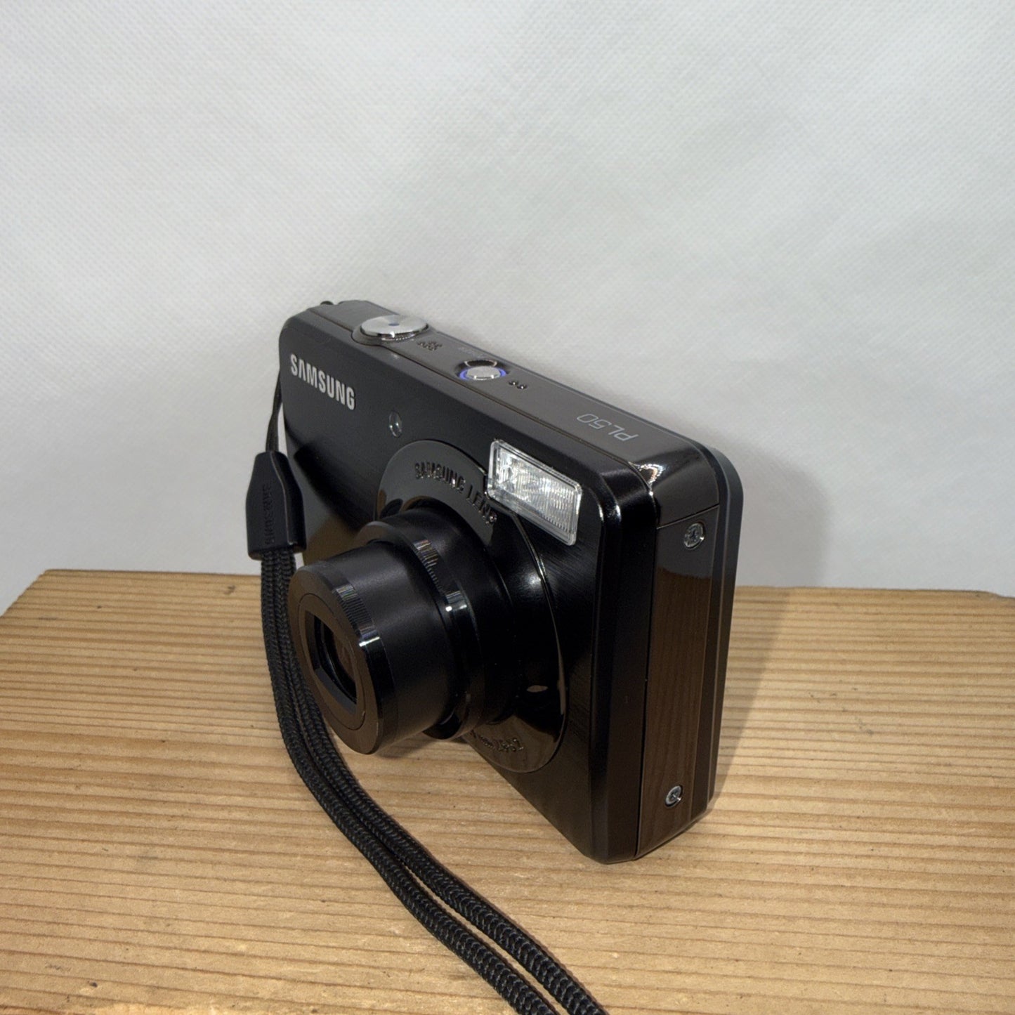 Samsung Digital Camera PL50 10.2MP Tested + Charger Battery 4GB SD Case