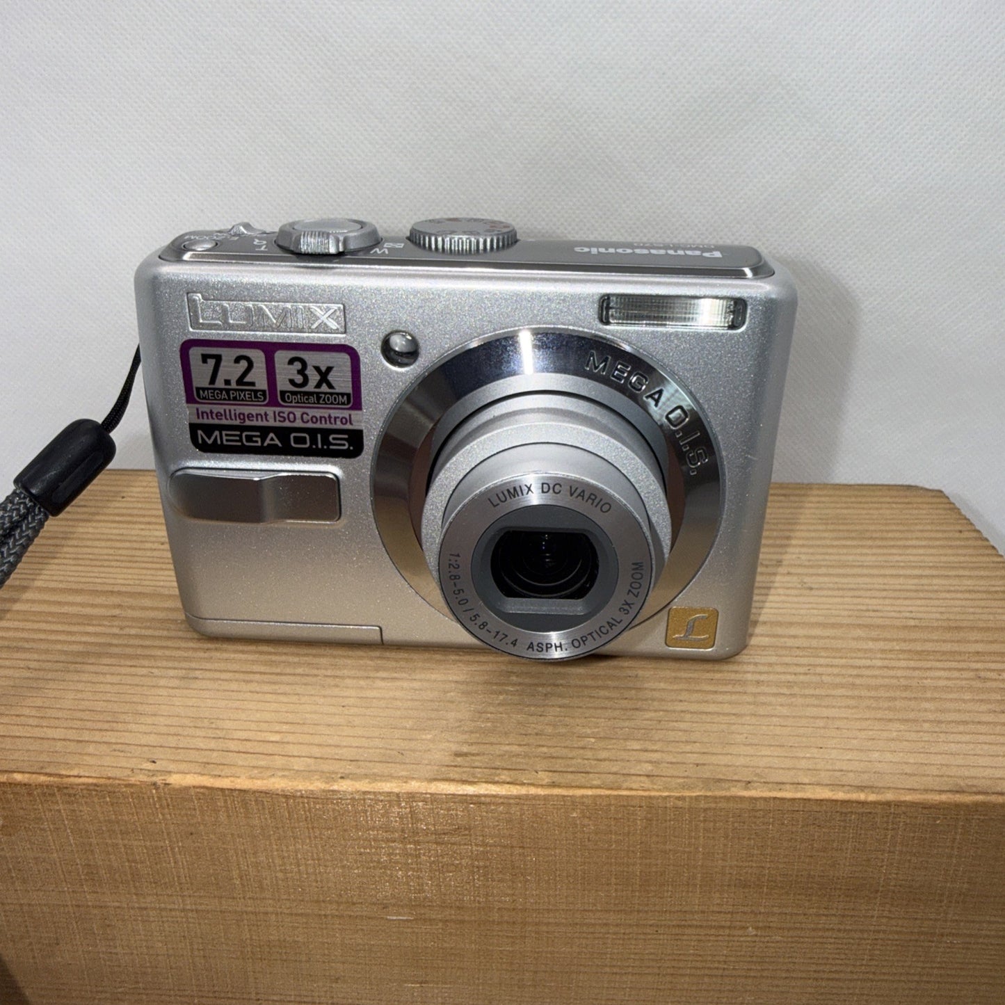 Panasonic Digital Camera Lumix DMC-LS70 7.2MP Tested Working + 2GB SD Card VGC