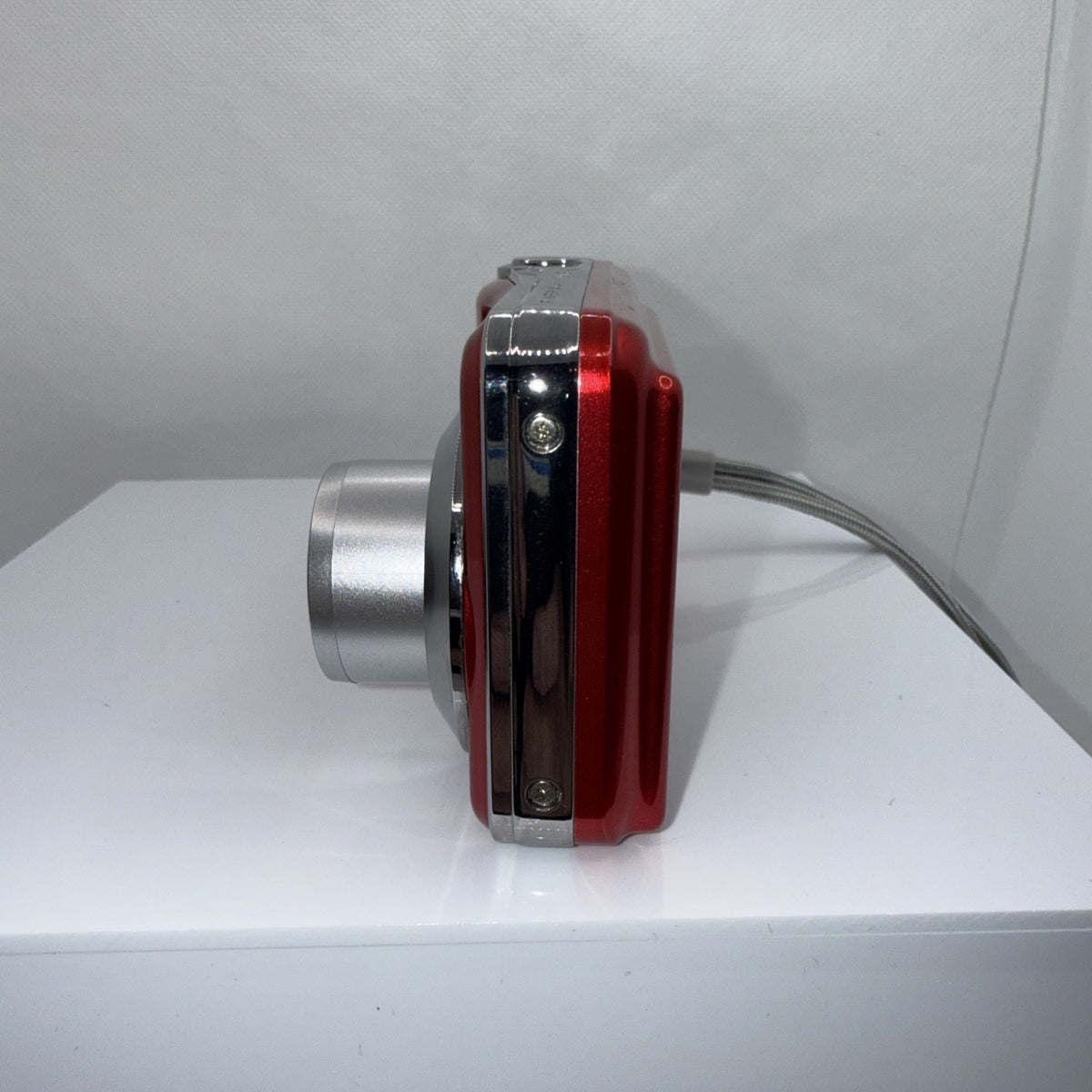 Fujifilm Digital Camera FinePix AV220 14.0MP Red Tested Boxed Full Kit Ready