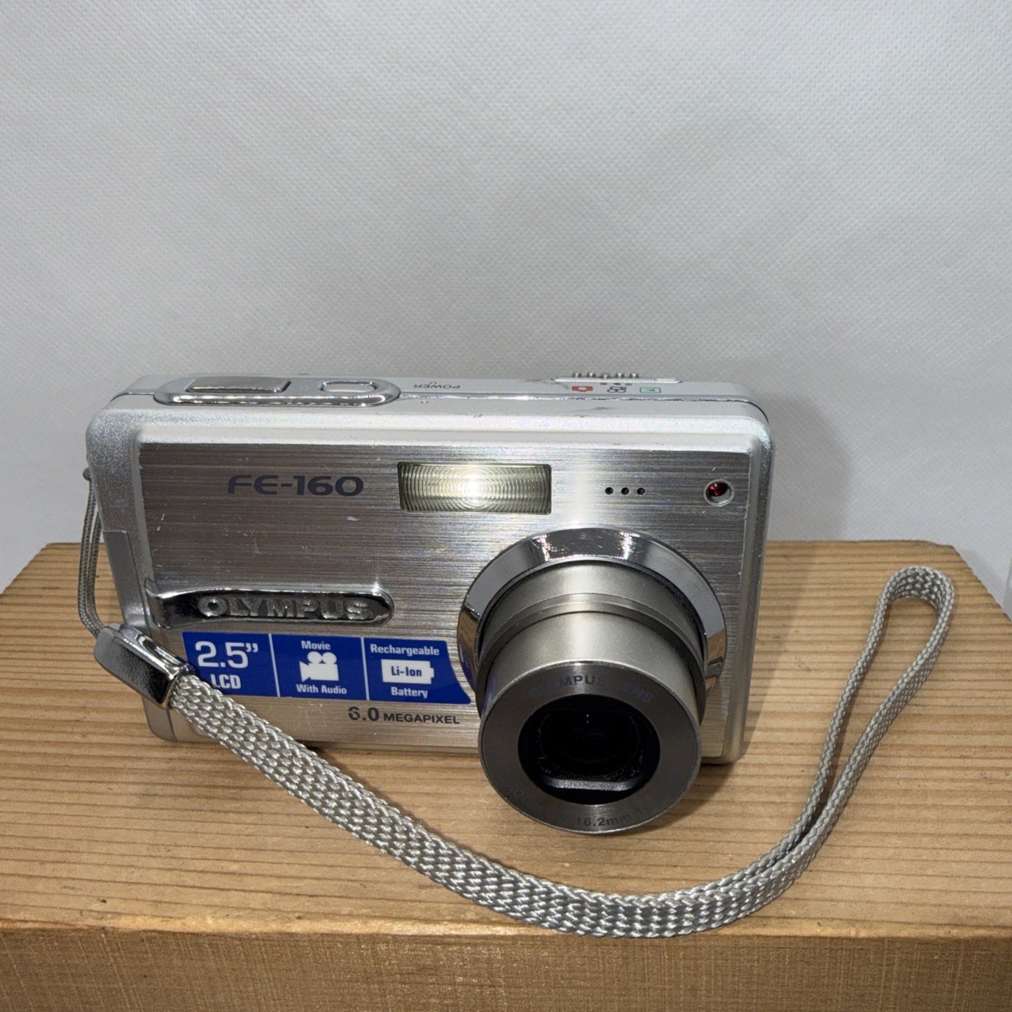 Y2K OLYMPUS FE-160 6MP Digital Camera Tested + Charger Battery XD Card & Cable
