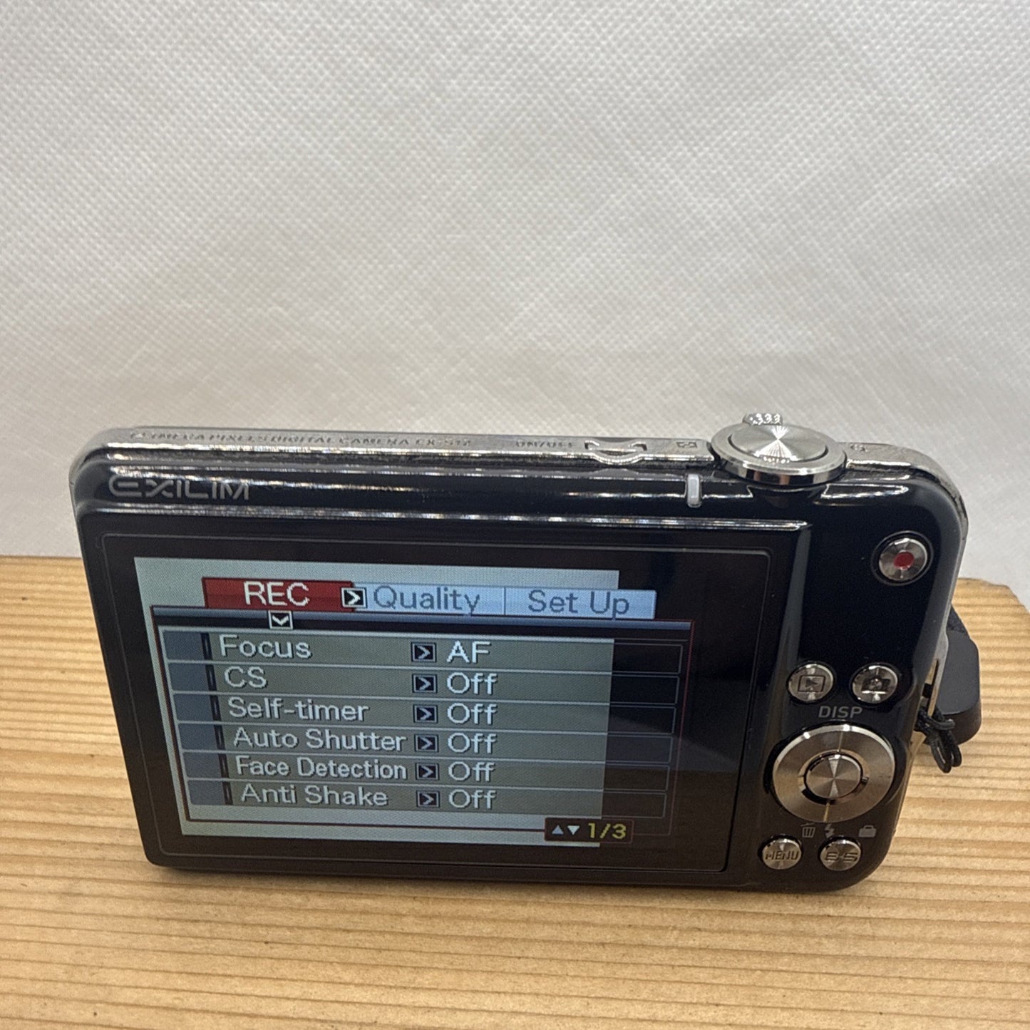 Casio Exilim EX-S12 12.1 MP SLIM Digital Camera Tested + Charger Battery 4GB SD