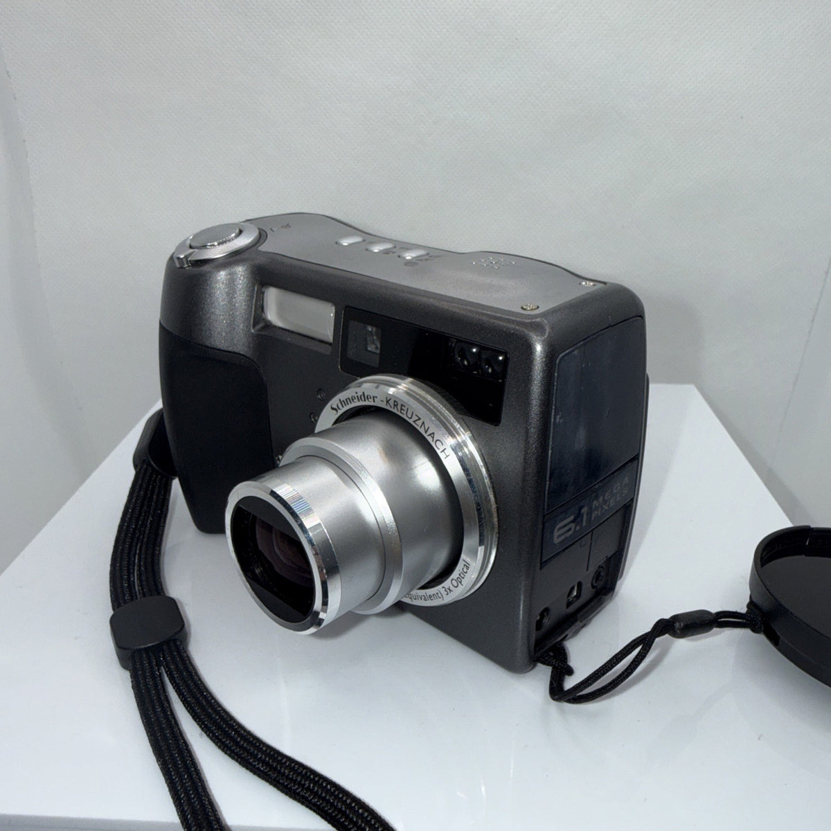 Kodak EasyShare DX7630 6.1MP Digital Camera Tested Working + Charger Battery 1GB
