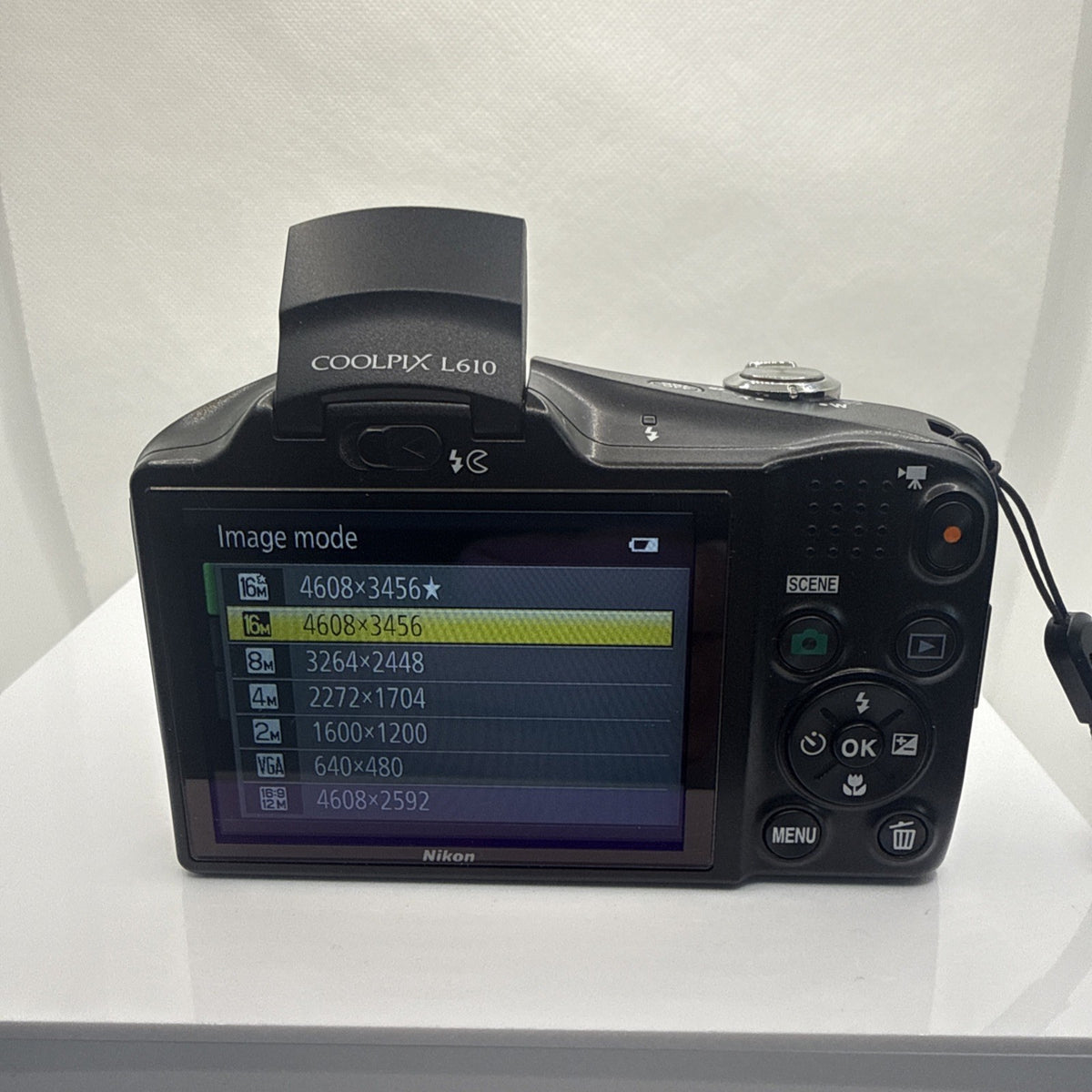 Nikon Coolpix L610 16MP Digital Camera Tested + Batteries Charger Case 16GB VGC
