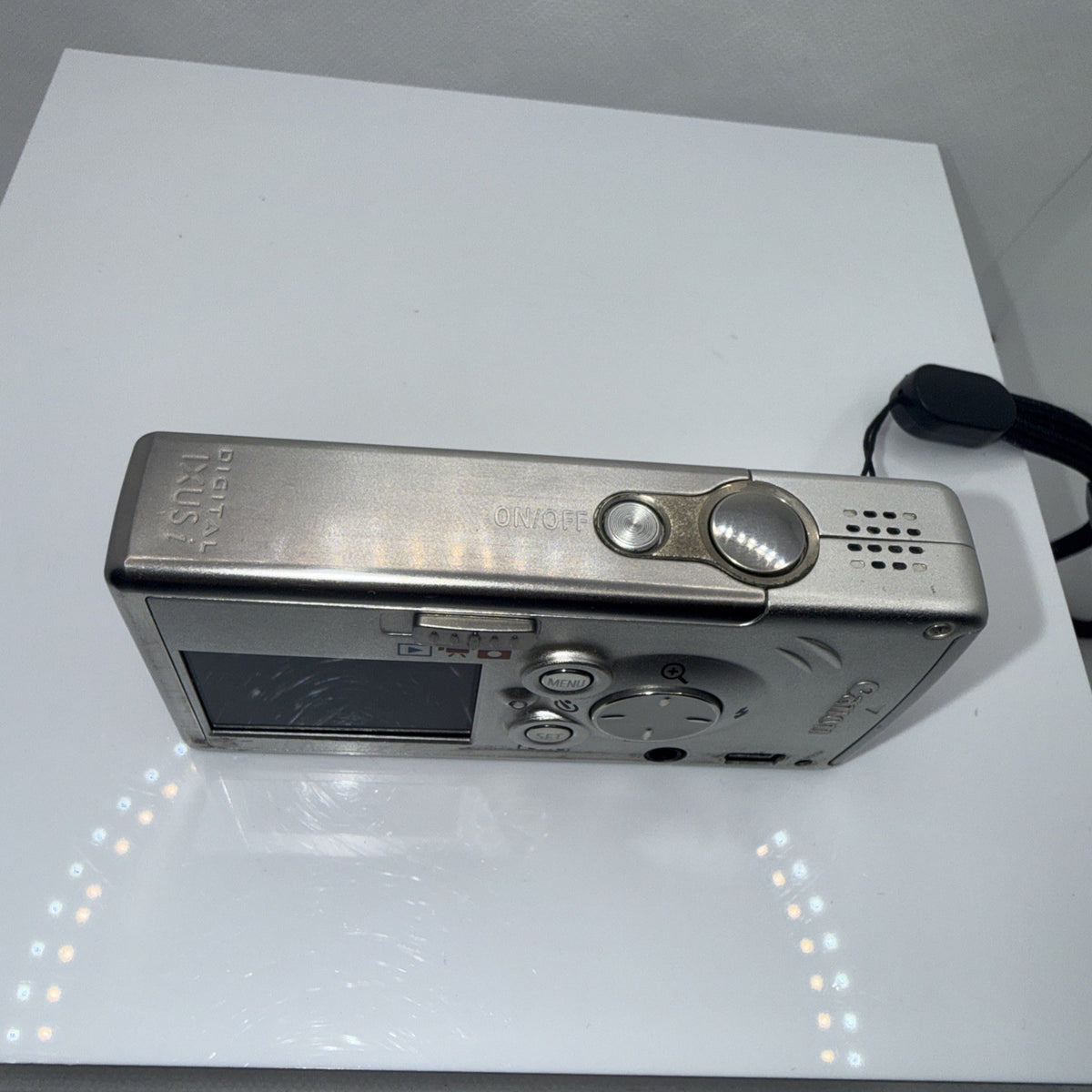 Digital Camera Canon IXUS i 4MP Compact Tested + Charger Battery SD Card & Case