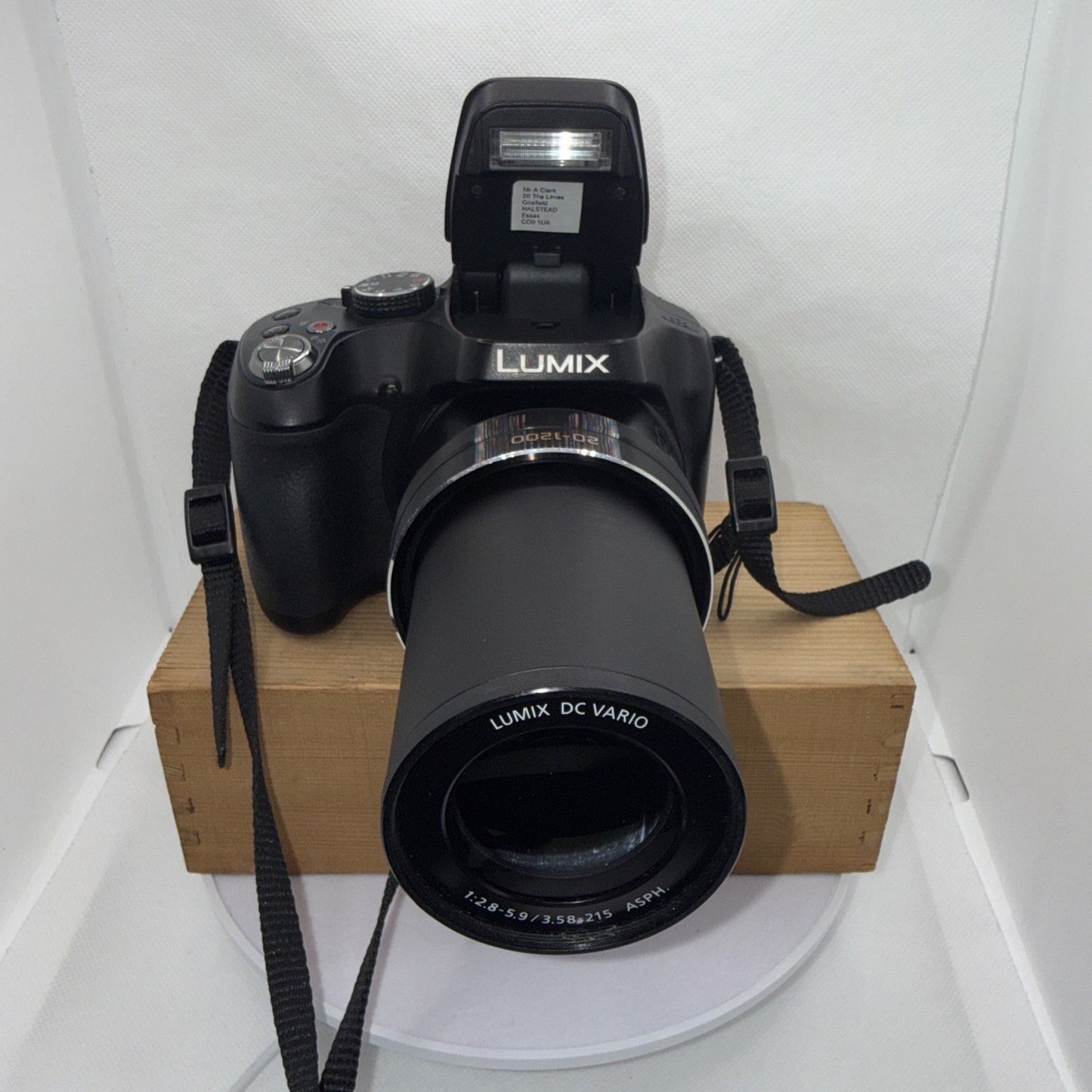 Panasonic Lumix DMC-FZ72 16.1MP Digital Bridge Camera *Minor Lens Issue - Tested