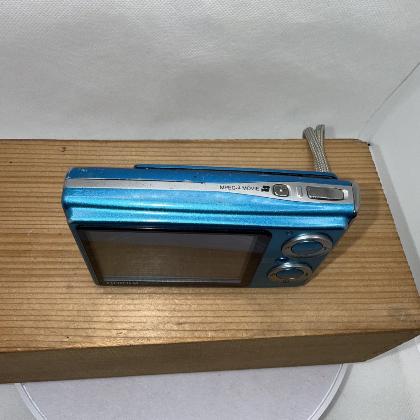 Fujifilm Finepix Z20fd 10MP Digital Camera Blue Tested + Charger Battery 4GB SD