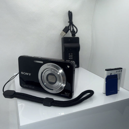 Sony Cyber-shot DSC-W560 Digital 14.1MP Camera Working + Charger Battery 8GB SD