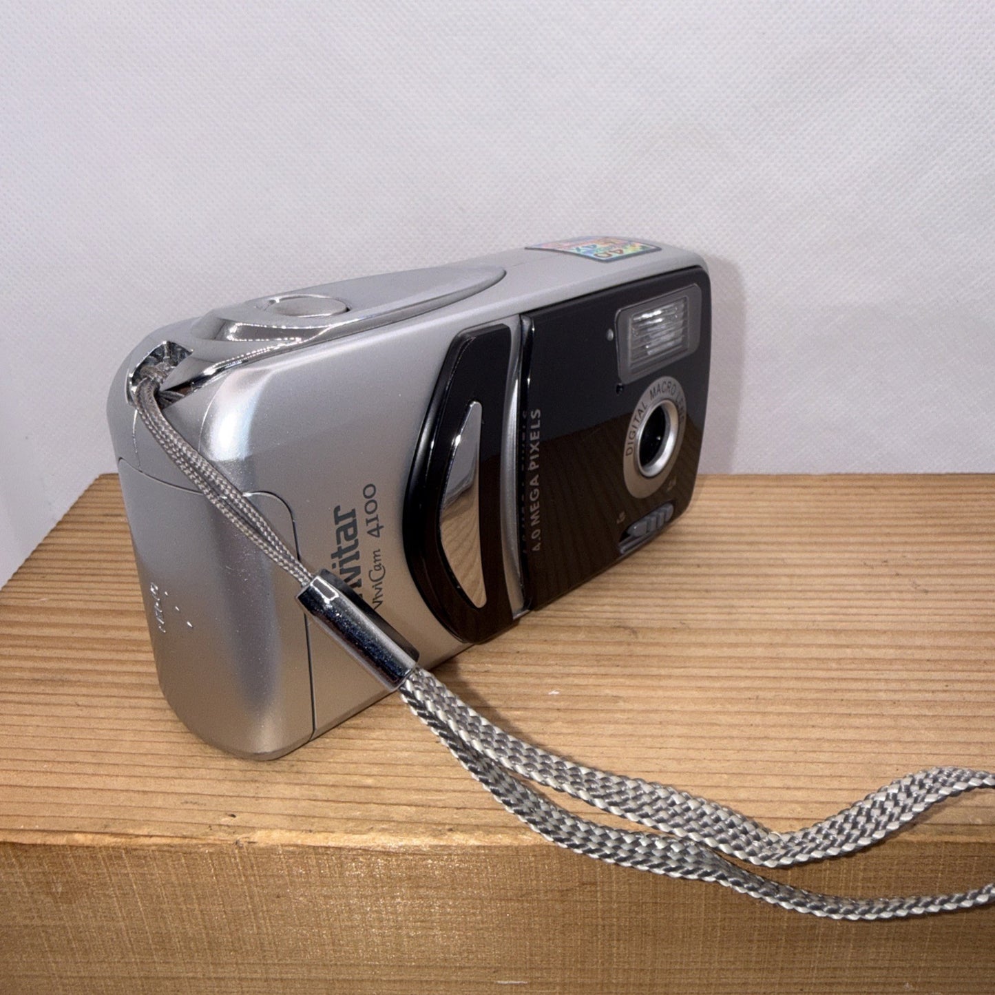 Vivitar Vivicam 4100 4.0MP Compact Digital Camera Black Tested