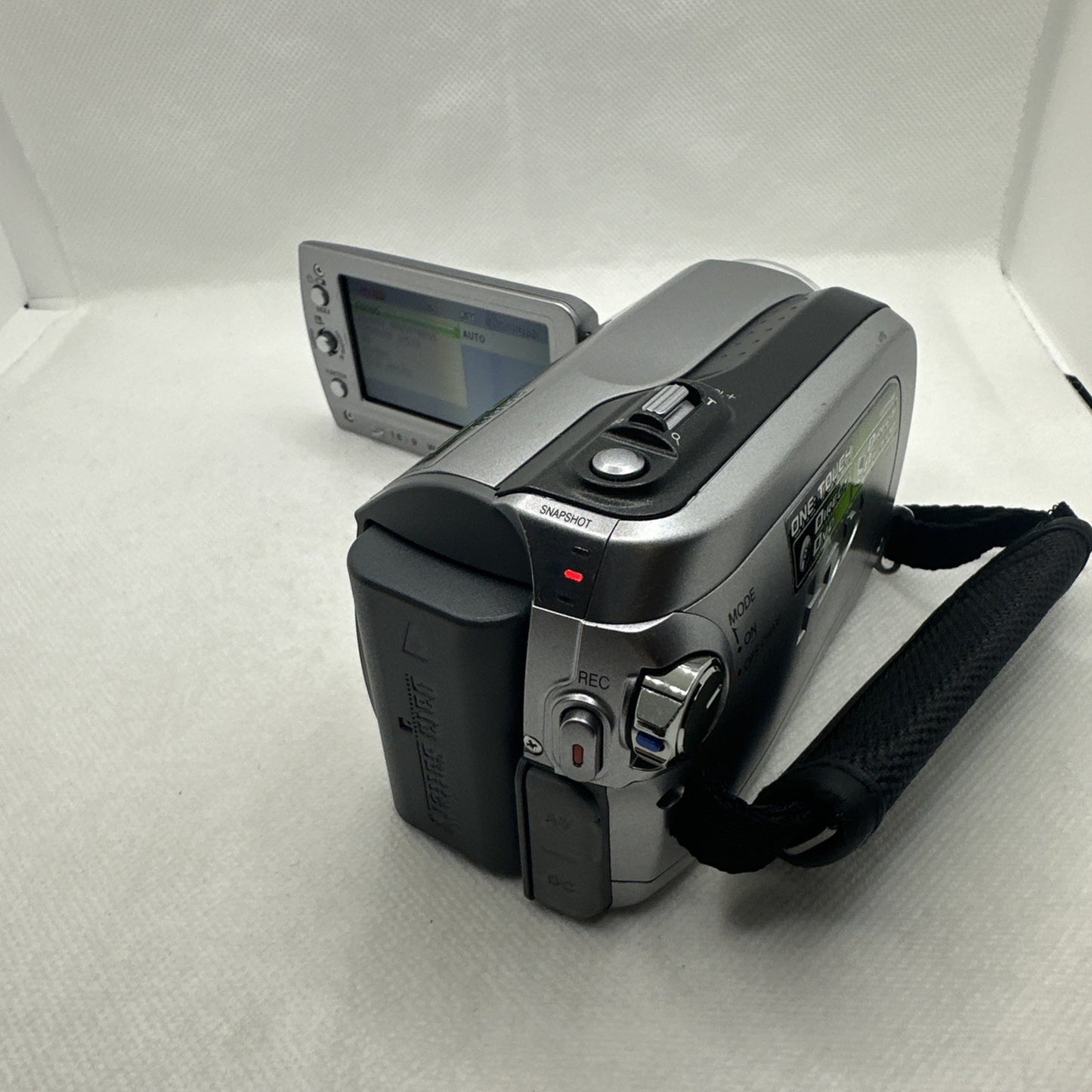 JVC Everio GZ-MG130EK Handheld HD 30GB HDD Camcorder Tested + Accessories4