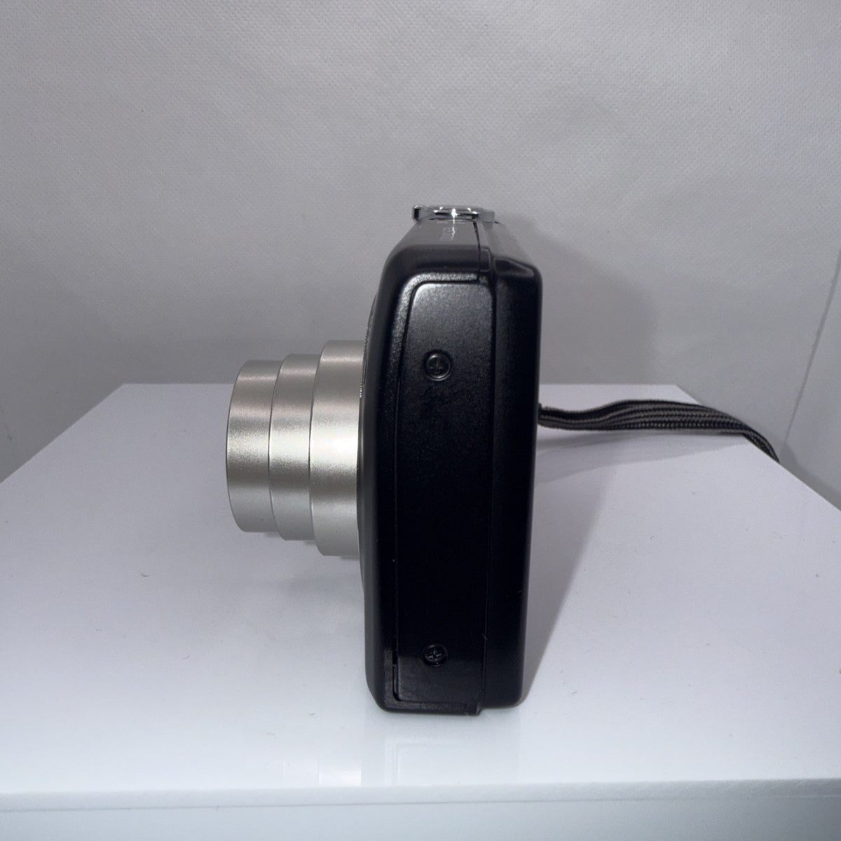 Nikon Coolpix S6700 20.1MP Digital Camera Tested Working Full Kit Ready To Use