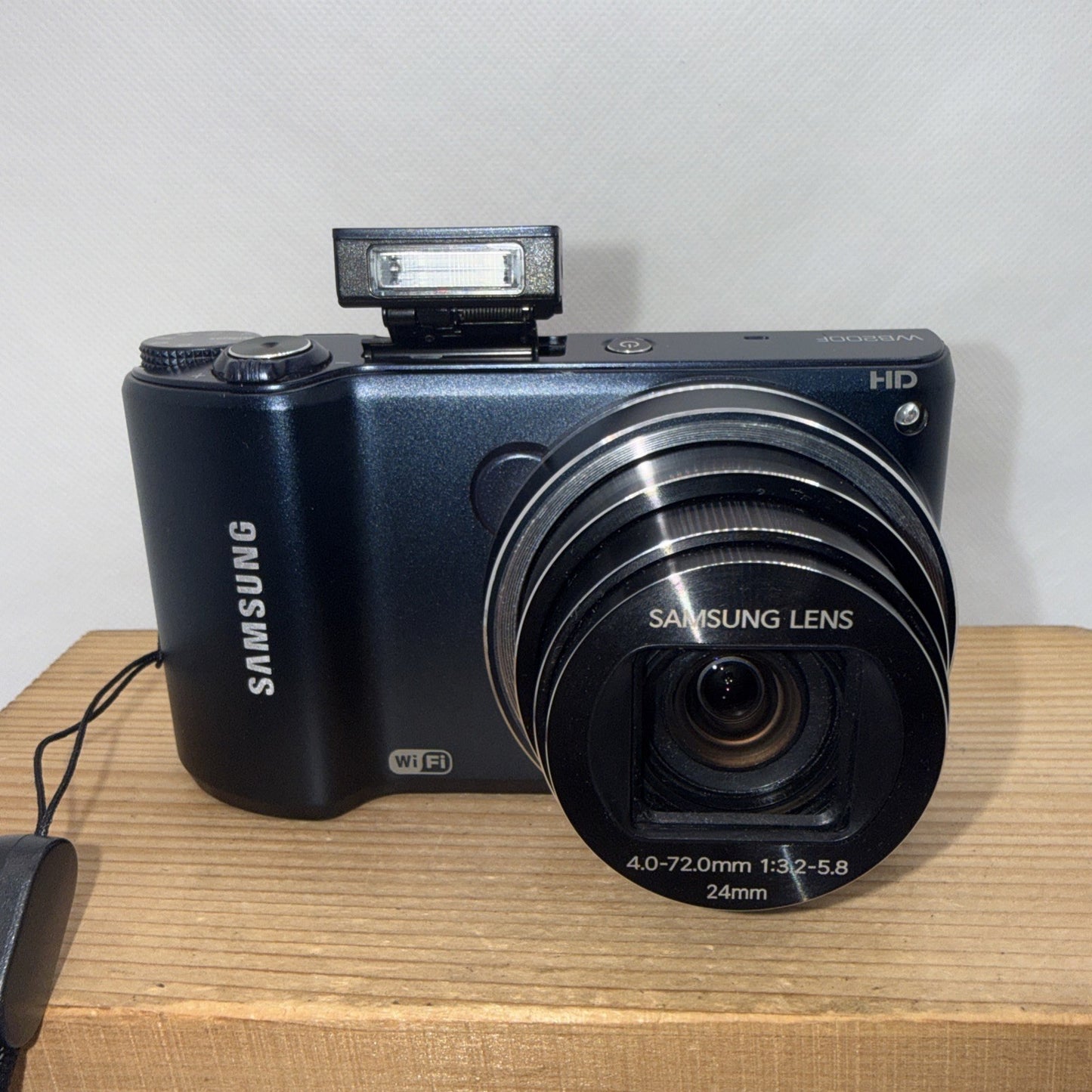 Samsung WB200F 14.2MP Digital Camera WiFi Tested Working + Charger Battery 8GB