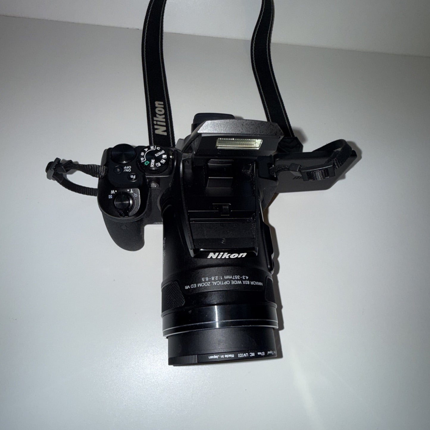 Nikon Coolpix P900 16MP Digital Camera 83x Optical Zoom + Manbily + Benro VGC
