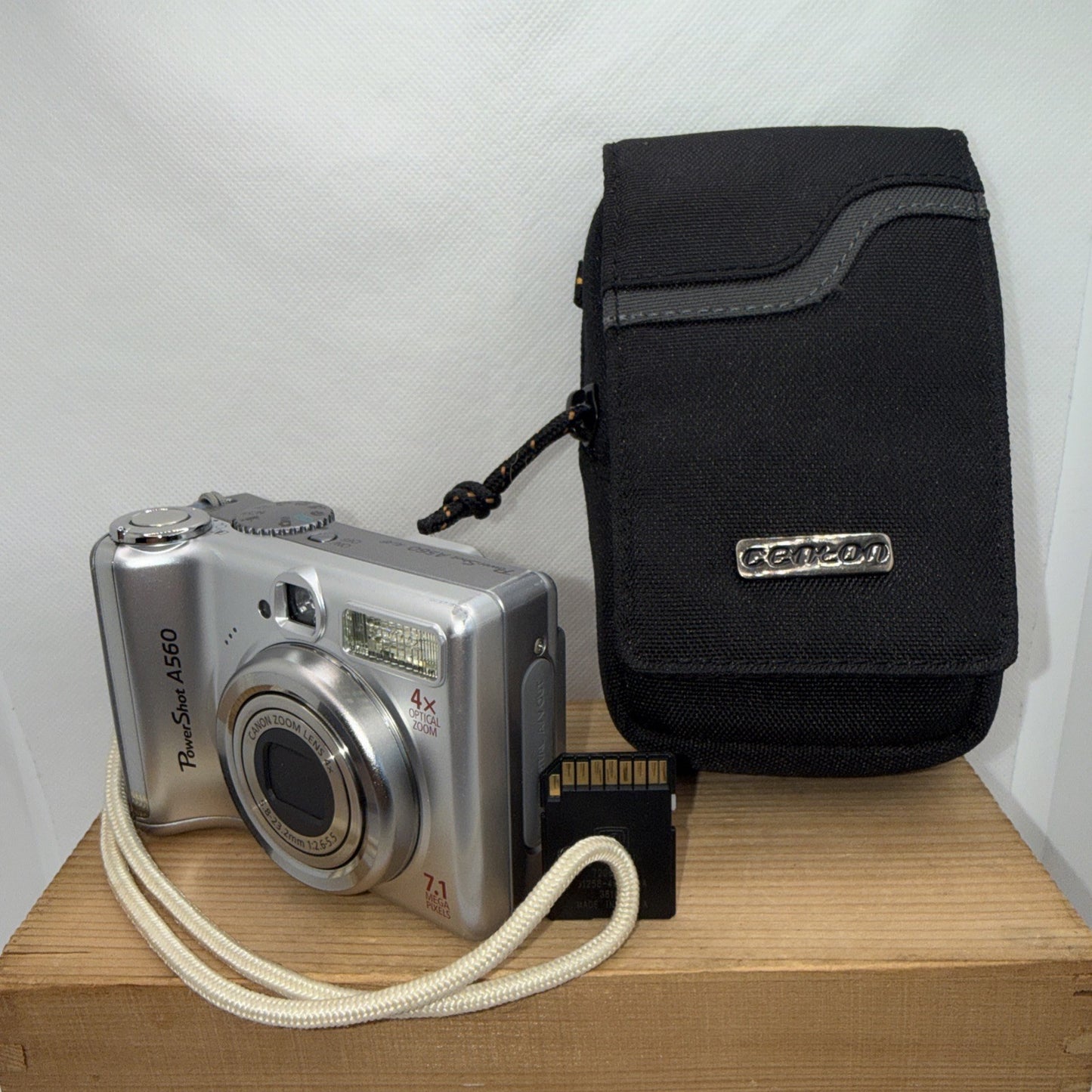 Canon Powershot A560 7.1mp Digital Camera SD Card  & Case Fully Tested & Working