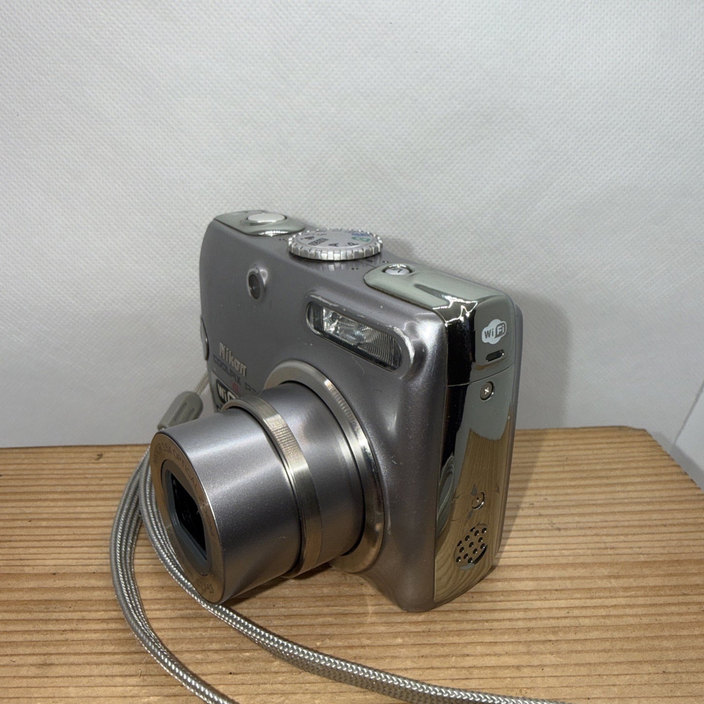 Nikon Coolpix P3 VR 8MP WiFi Digital Camera Tested + Charger Battery 2GB SD Card