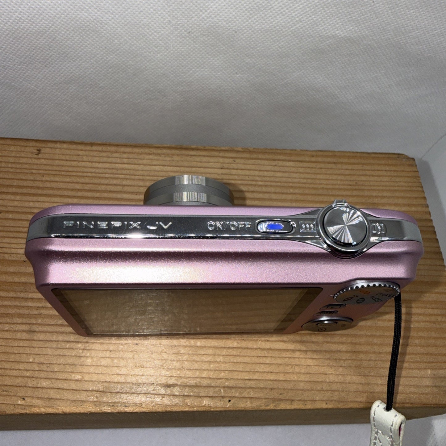 Fujifilm JV160 14MP Digital Camera Pink Tested + Charger Battery Case 4GB SD VGC