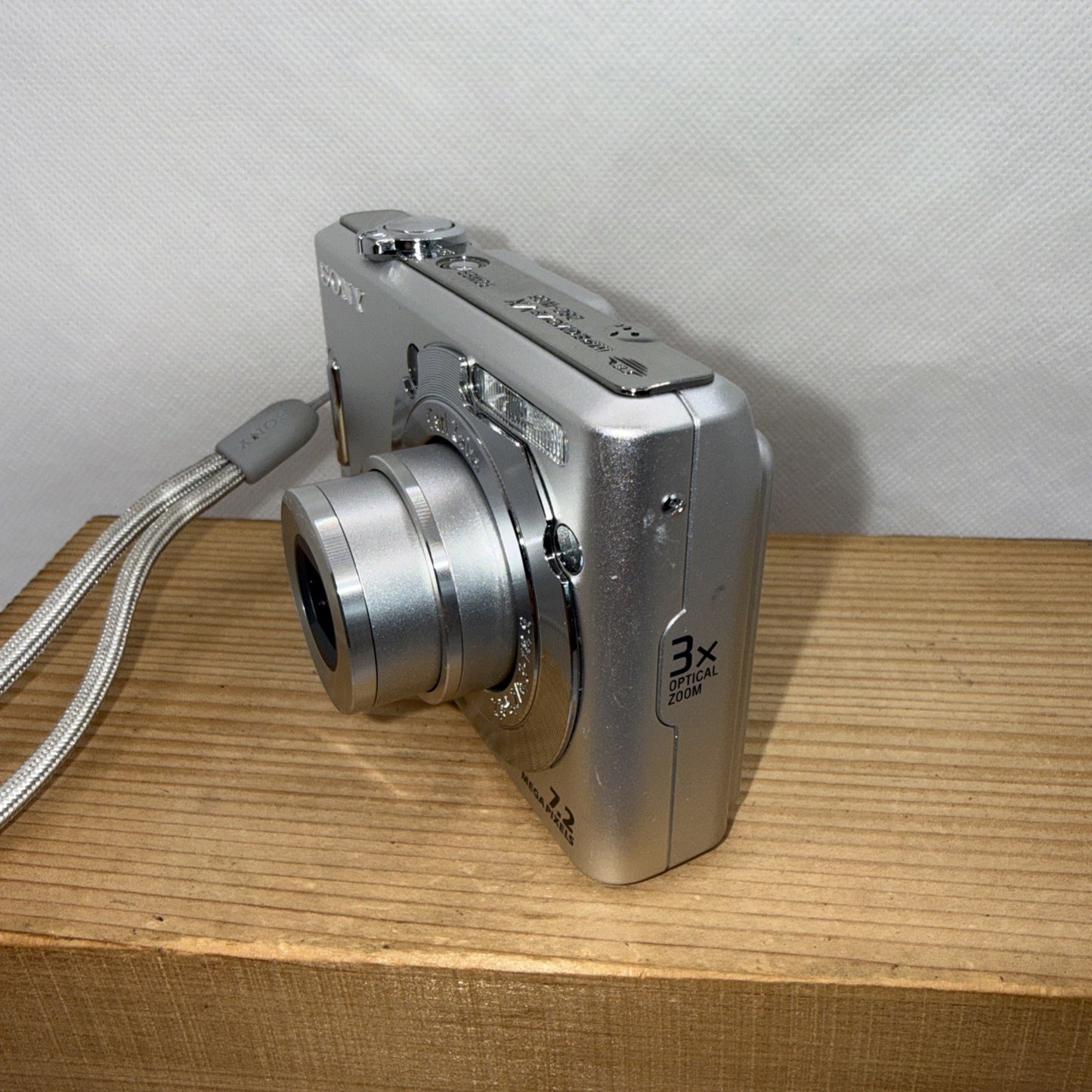 Sony Cyber-shot DSC-W35 7.2MP Digital Camera Tested + Charger Battery Memory