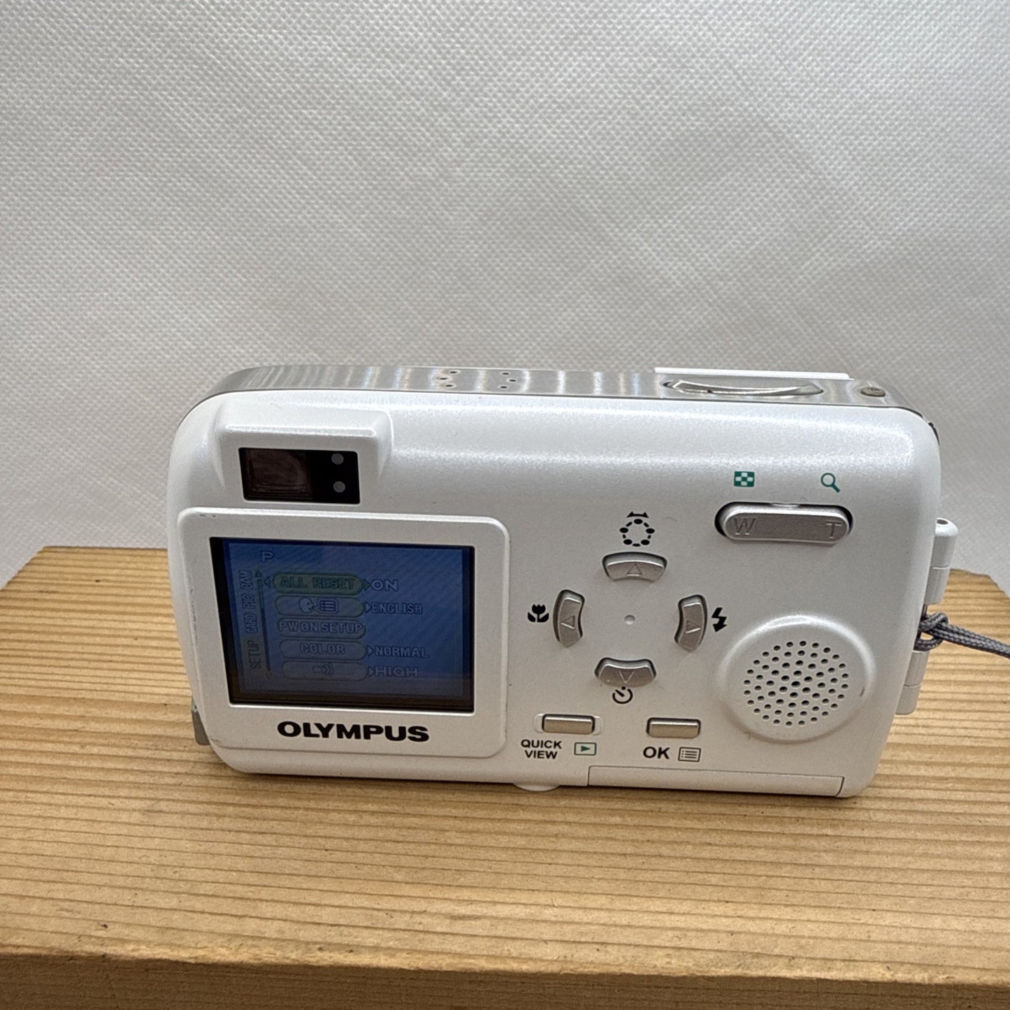Rare White Olympus Mju 410 4MP Digital Camera Tested Charger Battery Memory Case
