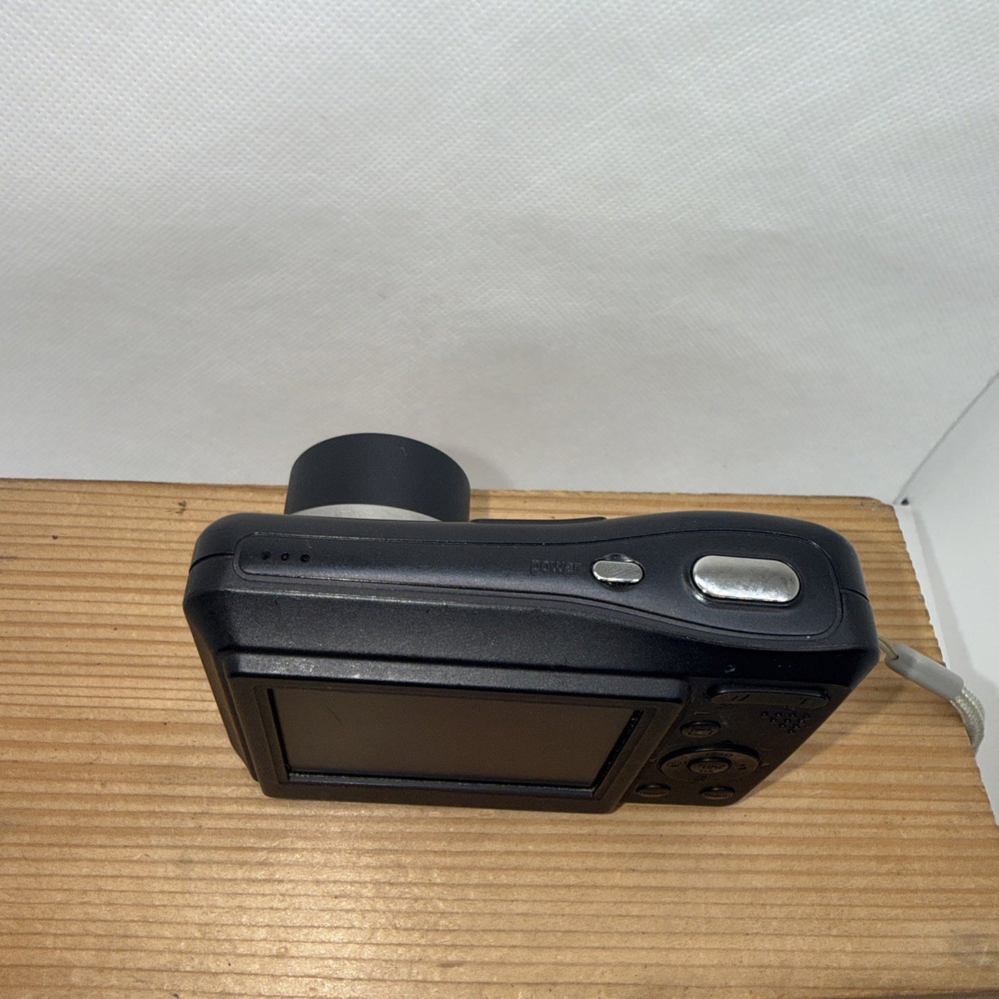 General Electric GE C1033 10.1MP Digital Camera Tested Working + 4GB SD Card