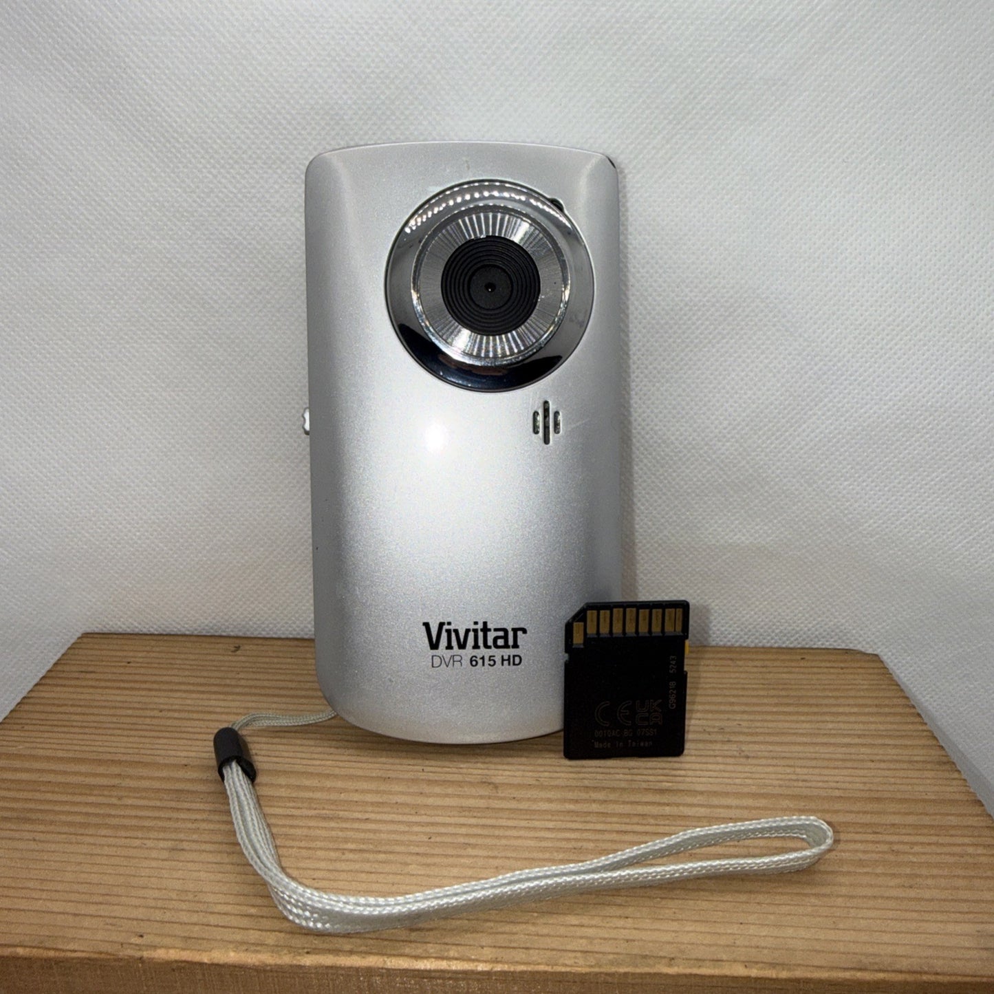 Vivitar DVR-615HD 5.1MP Handheld Compact Digital Video Recorder Tested Y2K