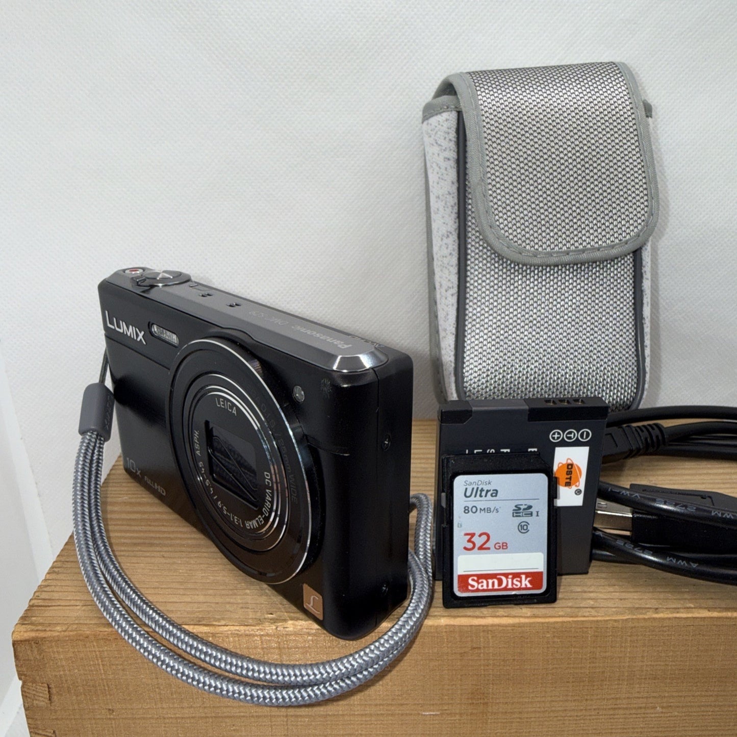 Panasonic LUMIX DMC-SZ9 16.1MP Digital Camera Tested + Charger Battery 32GB Case