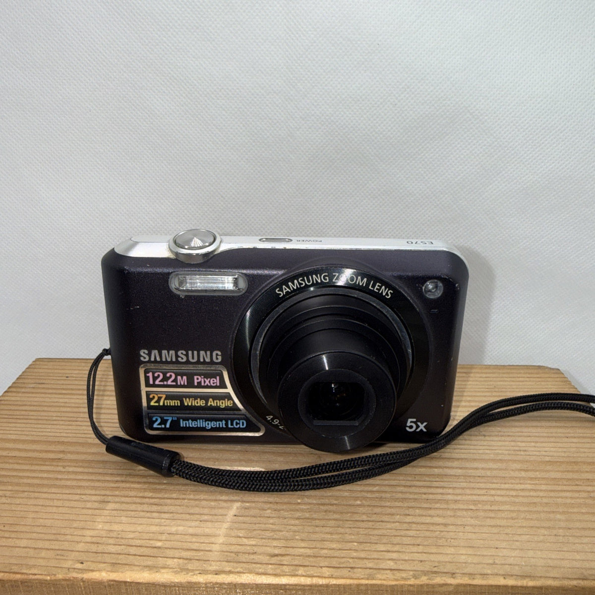 Digital Camera Samsung ES70 12.2MP Tested Working + Charger Battery 4GB SD