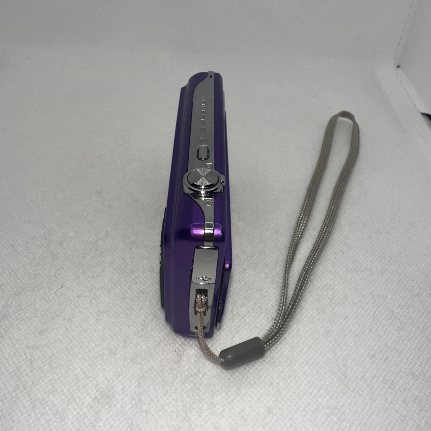 Fujifilm FinePix Z90 14.2MP Digital Camera Touch Screen + Accessories VGC7