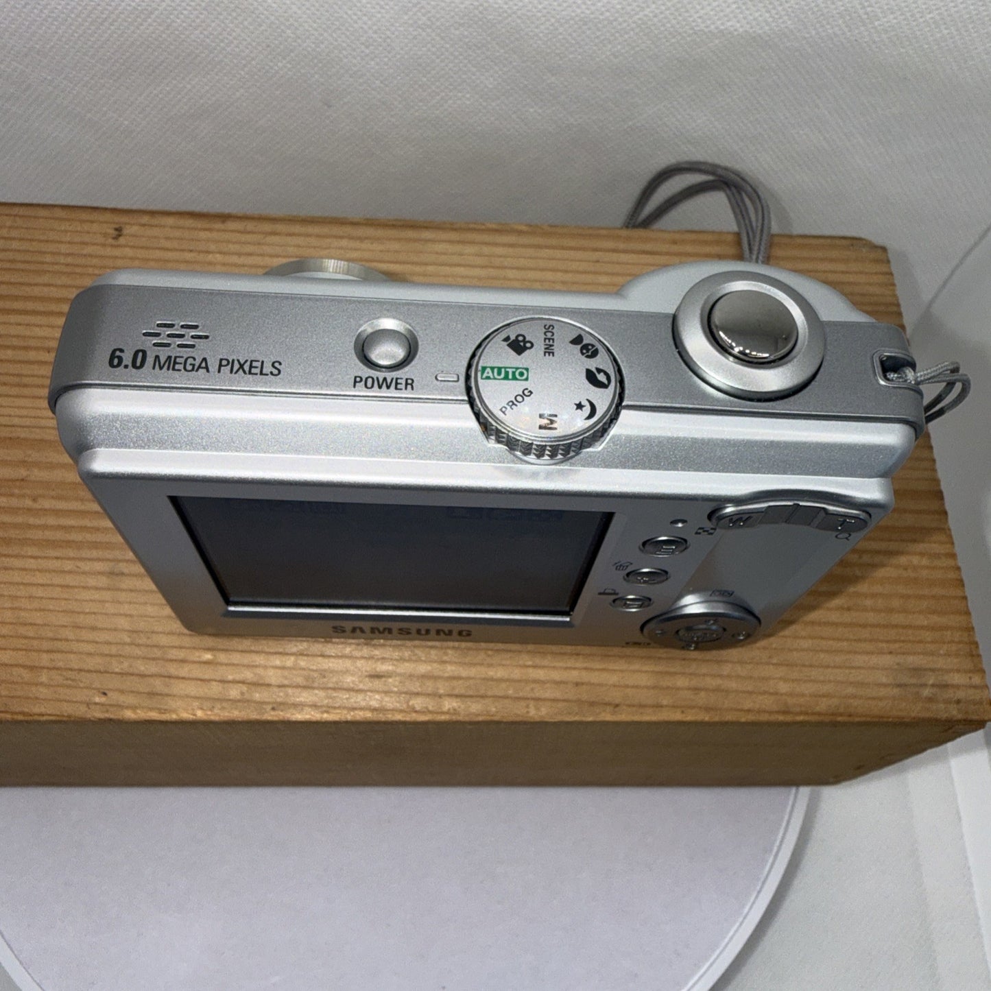 Samsung Digimax S600 Digital Camera 6MP Tested Working Plus 2GB SD Card