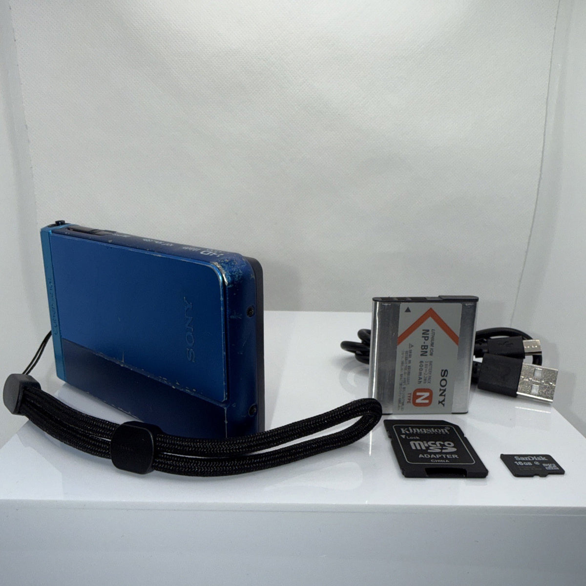 Sony Cybershot DSC-TX30 Digital Camera Tested Working Minor Issue + Accessories