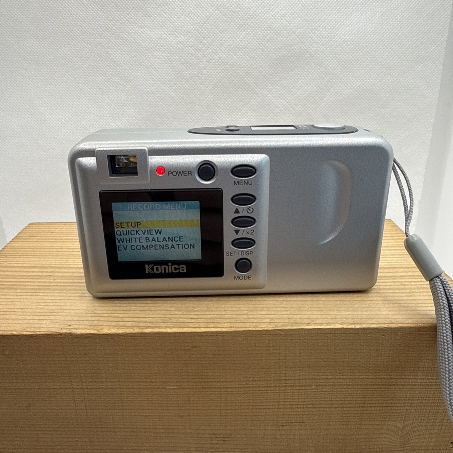 Konica Revio KD-100 Digital Camera 1.3MP Low Resolution Retro + SD Card Case VGC
