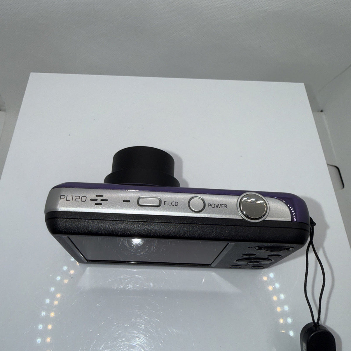 Samsung PL120 Digital Camera 14.2MP Purple Tested Working + Charger Battery 4GB