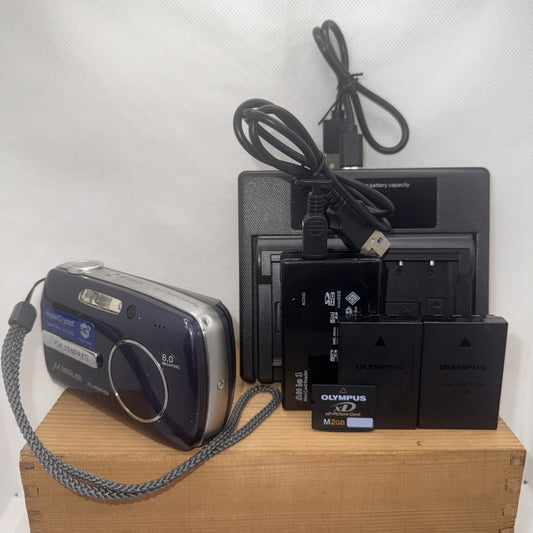 Olympus Digital Camera Mju 800 8.0MP Blue Working + Charger Battery Memory Retro0