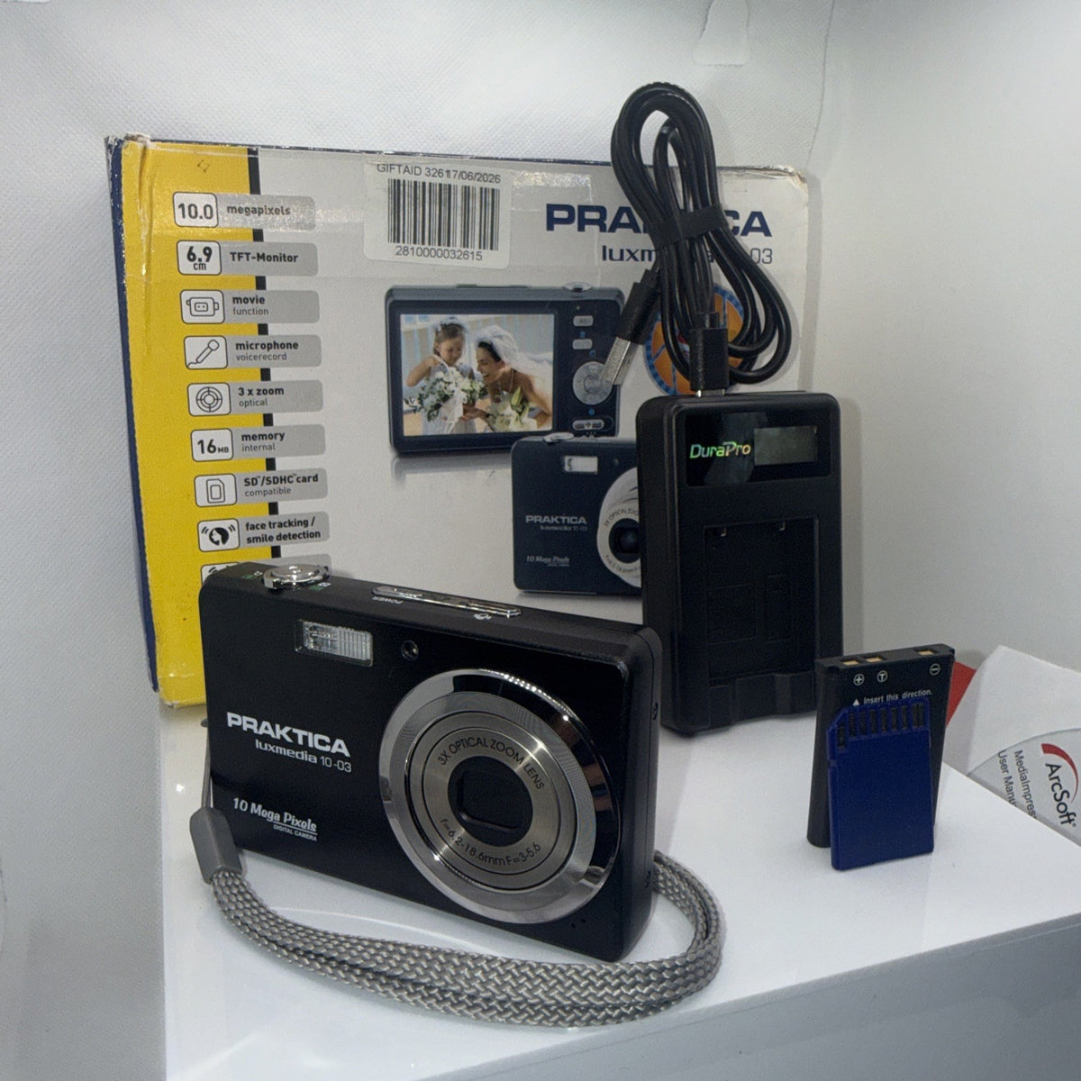 Praktica Luxmedia 10-03 10MP Digital Camera Boxed Tested + Charger Battery 1GB