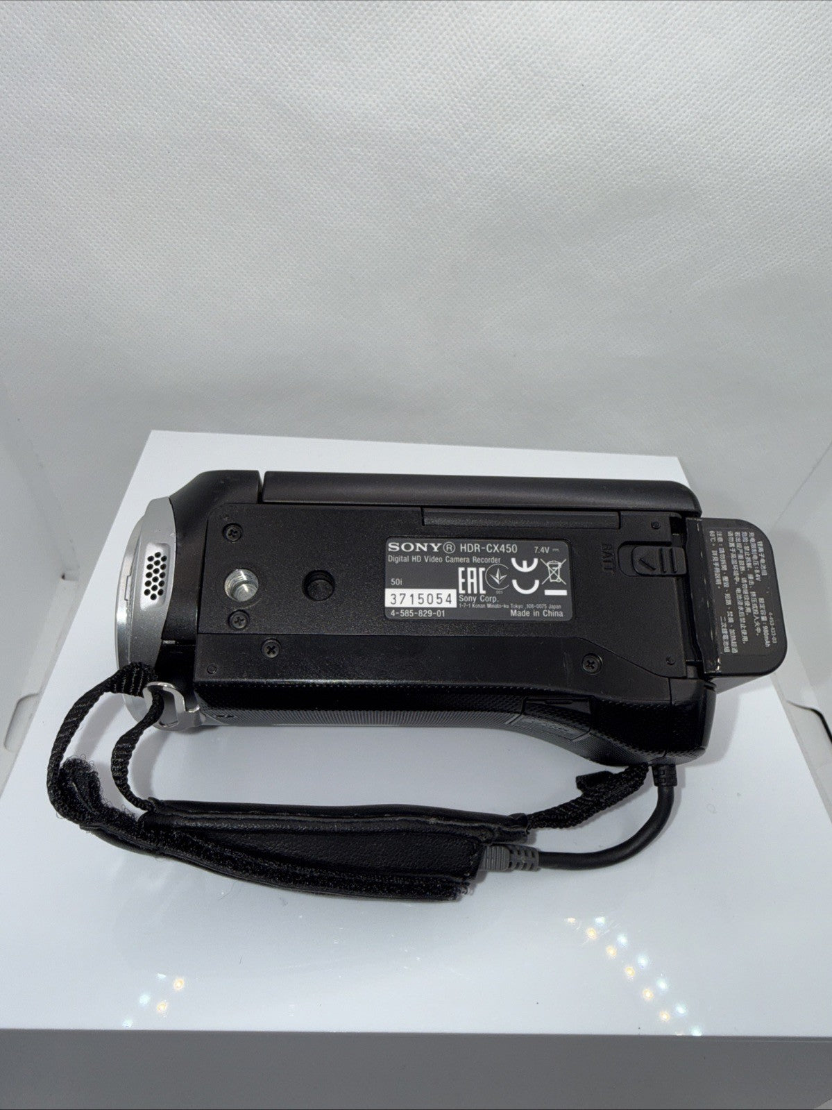 Sony Handycam HDR-CX450 9.2 MP HD Camcorder Tested + Battery Charger 64GB SD