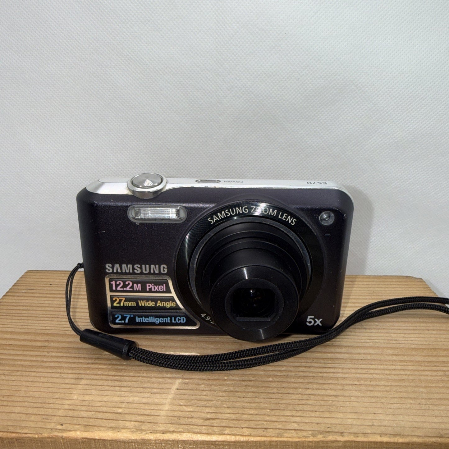 Samsung ES70 12.2MP Digital Camera Tested Working + Charger Battery 4GB SD