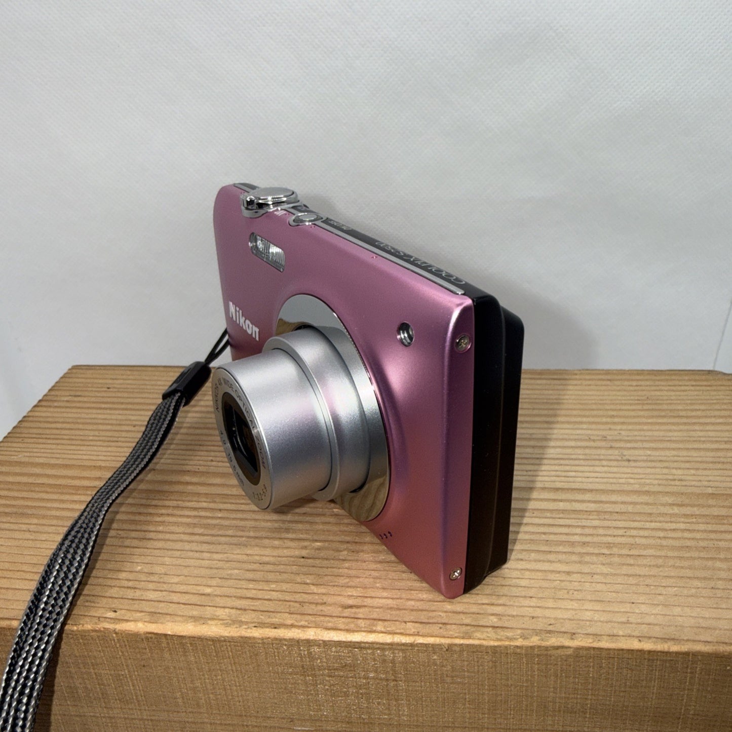 Nikon Coolpix S2500 Pink 12MP Digital Camera Tested + Charger Battery 8GB Boxed