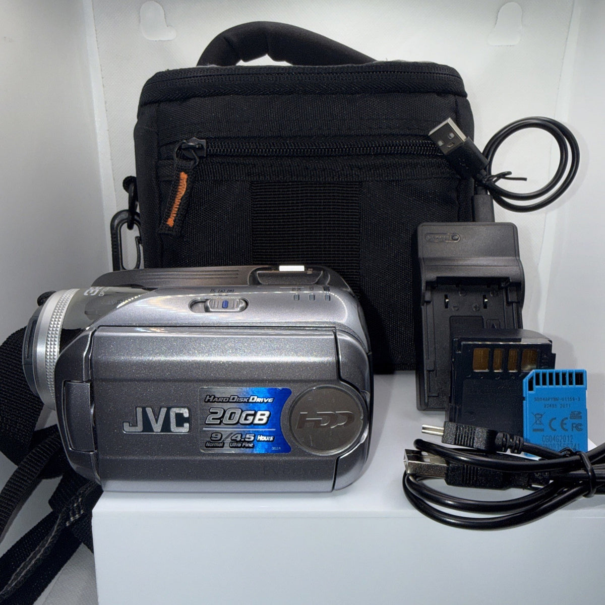 JVC Everio GZ-MG21EK 20GB HDD Camcorder Tested + Charger Battery Case 4GB SD